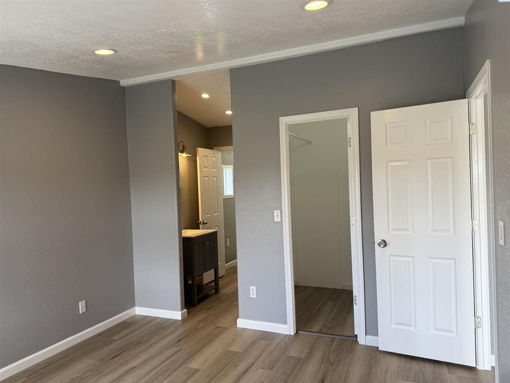 16509 N. Missimer Rd., Prosser, WA 99350