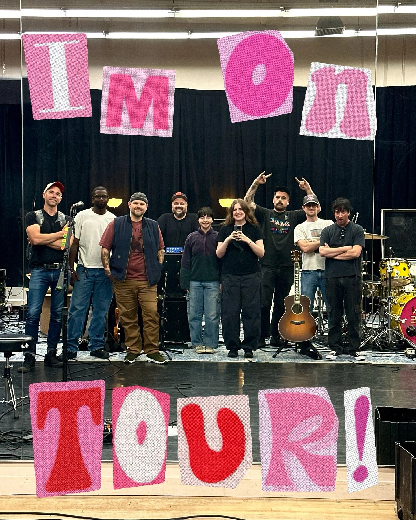 SECRET&rsquo;S OUT&hellip; I&rsquo;M ON TOUR w/ @plainwhitets 📸✨
&bull;
&bull;
&bull; Come to a show and say hi, especially in St. Louis!!! We&rsquo;re in Vegas this weekend for When We Were Young Festival and then tour starts in CO on Tuesday! If y