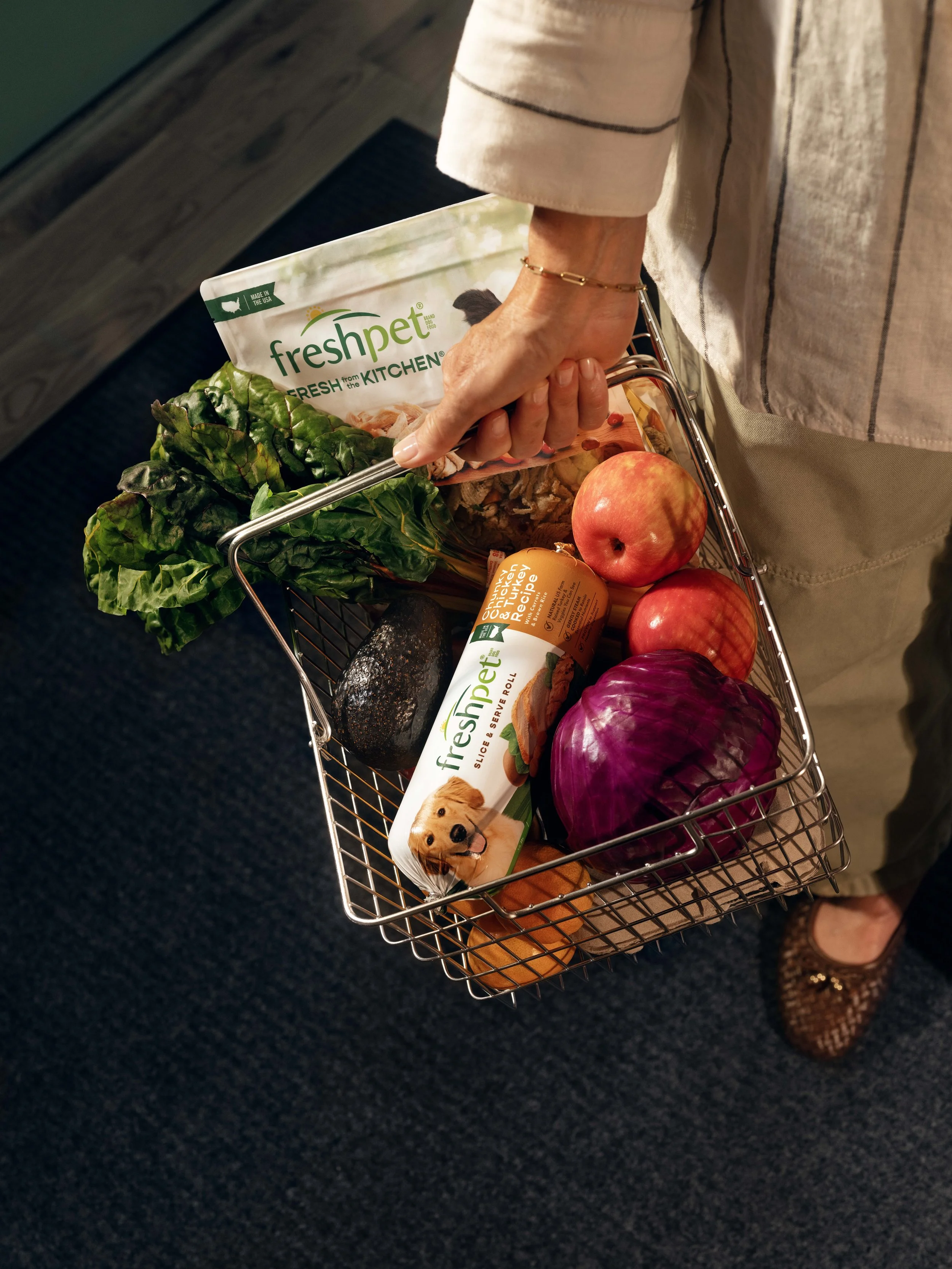 Day_2_12_Human_With_Grocery_6282_R2.jpg