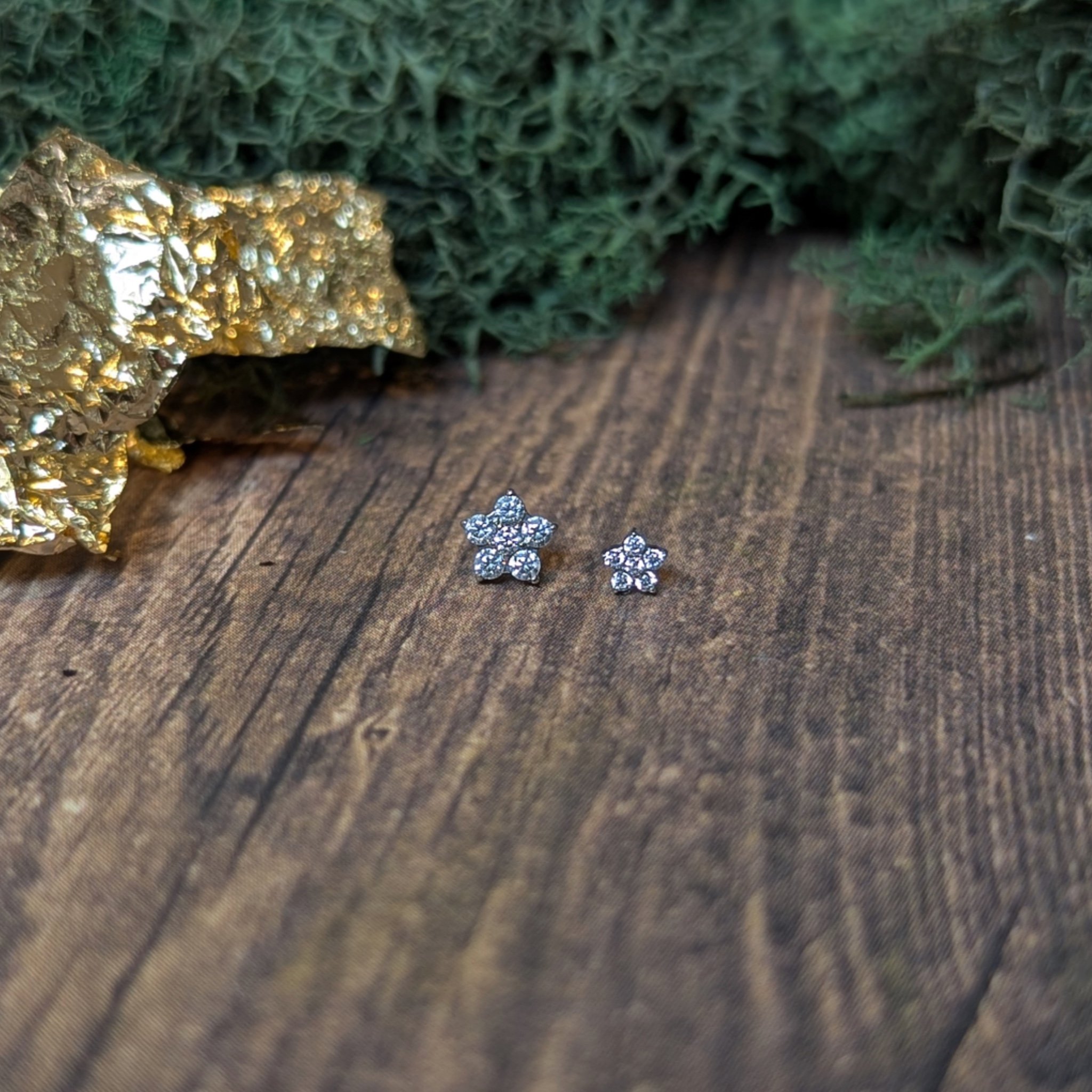 Junipurr. Titanium Flower ends