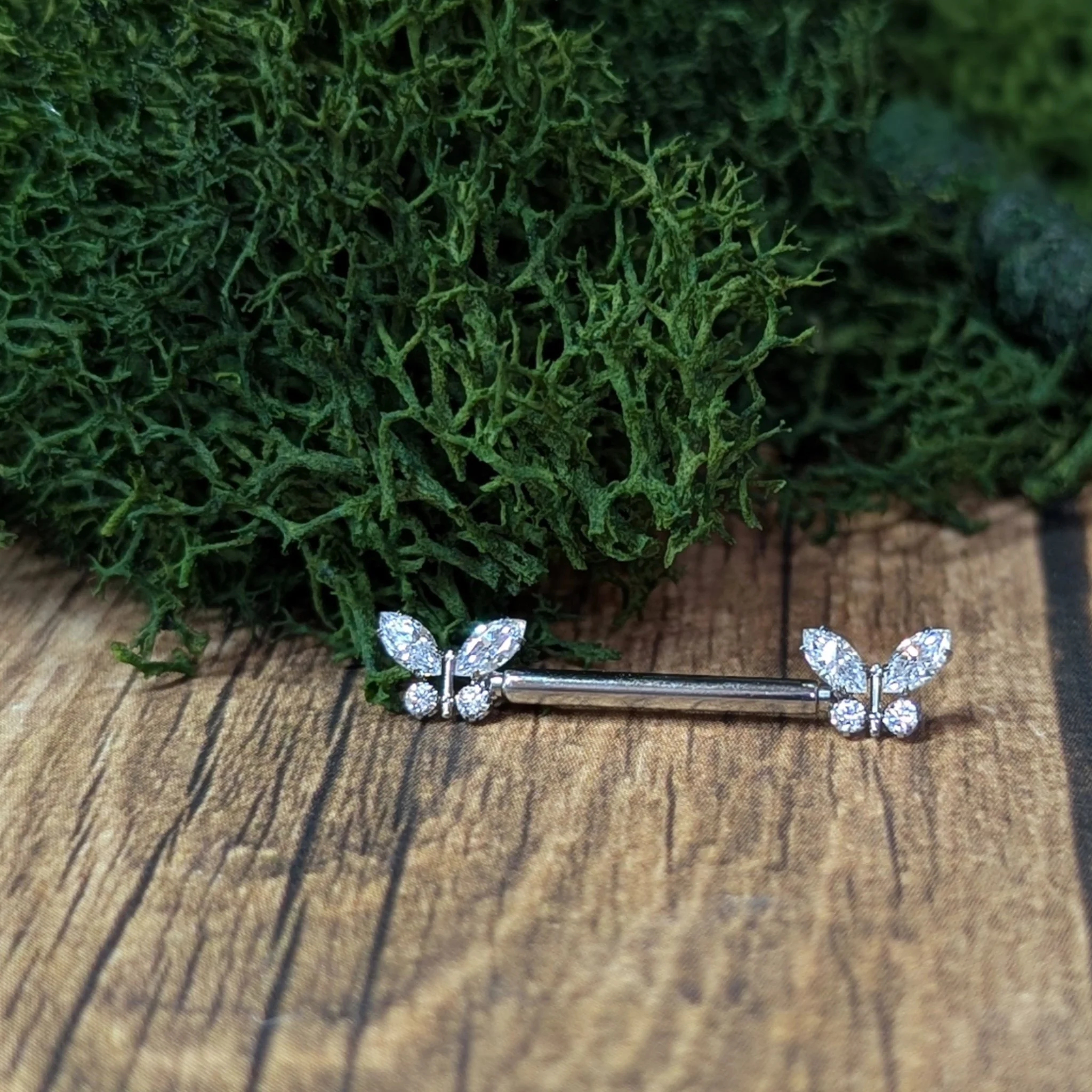 Cannasteel. threadless Butterfly straight barbell