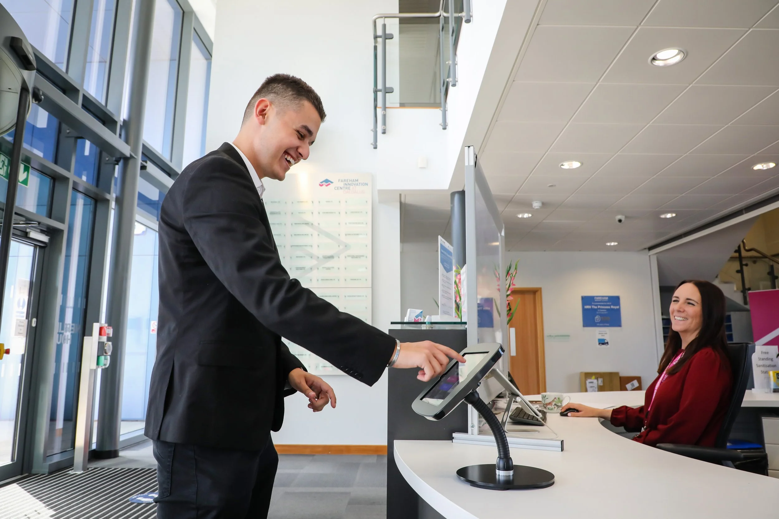 Visitor Check In Systems : The World’s Best Touchless Visitor ...