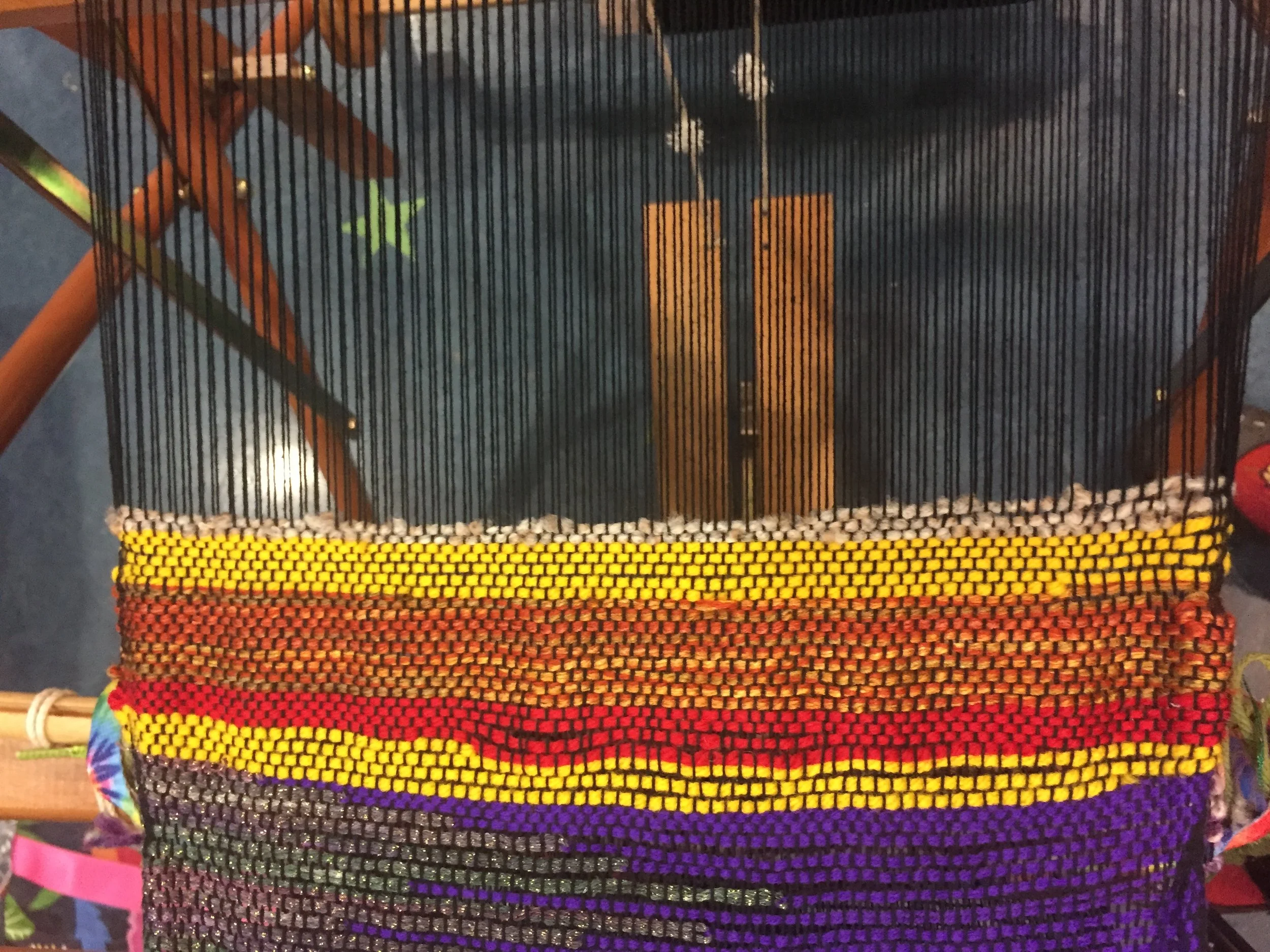 Hotdog weaving .JPG