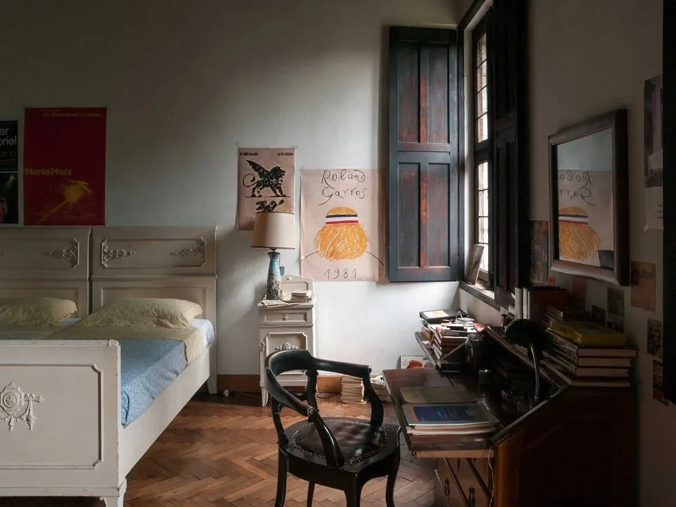 Rainy day dreaming of the impeccable Villa Albergoni in Moscazzano, Italy. Otherwise known as the backdrop for Luca Guadagnino&rsquo;s Call Me By Your Name, 2017. 

The 17th century palazzo was draped in archival fabrics from @dedarmilano, with many 