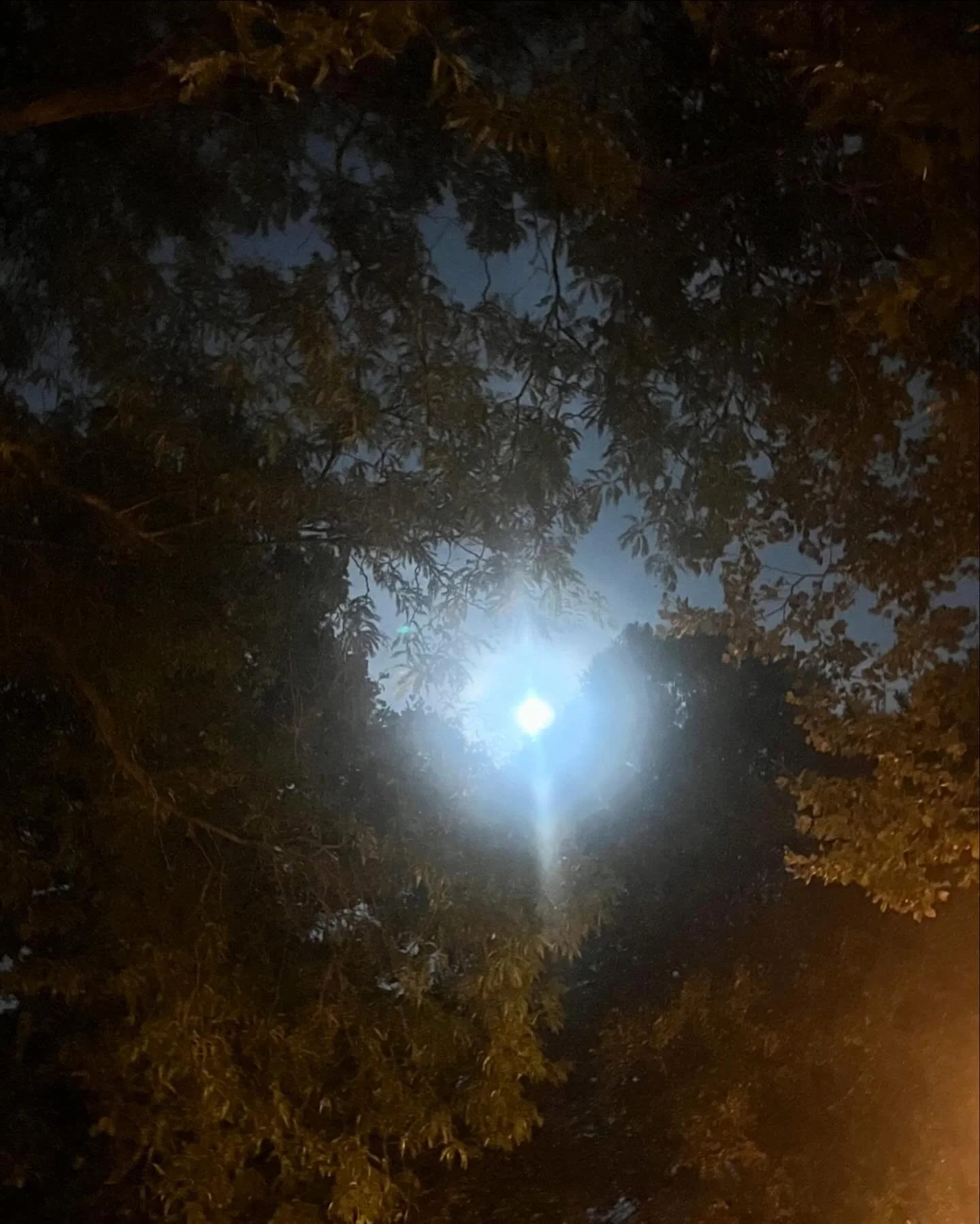 Partial lunar eclipse, RABK style. #getridoftheold