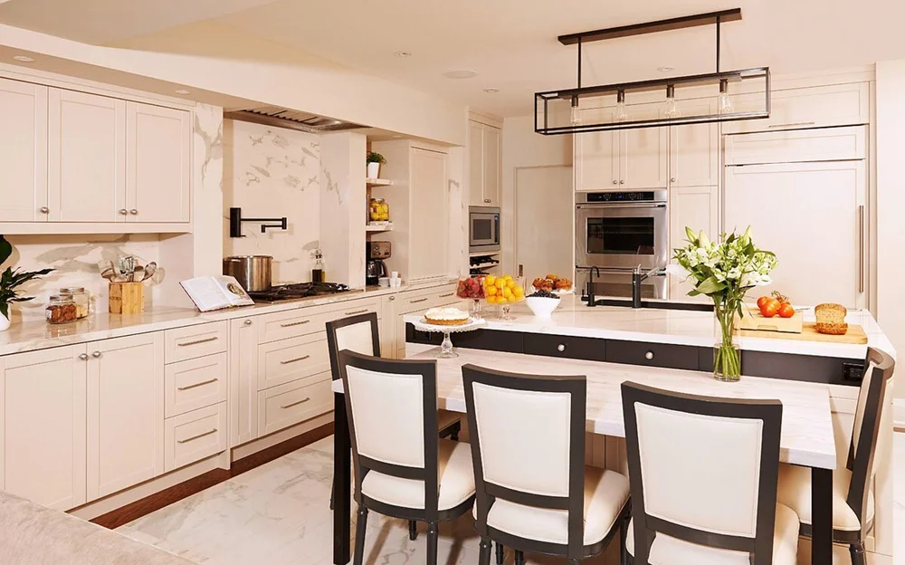 Toronto home addition by First Place Homes: eat-in kitchen with island and marble backsplash