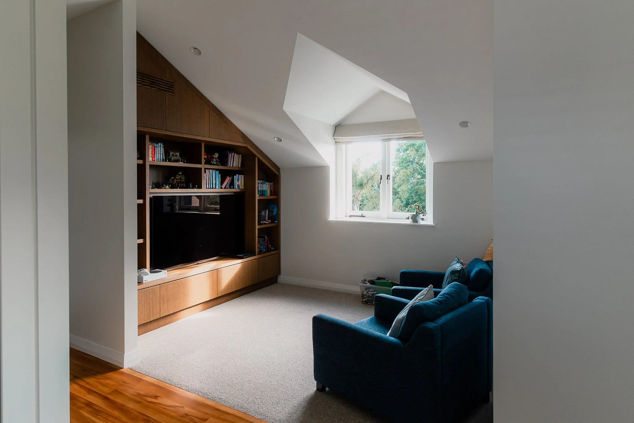 Next_Level_Joinery_Palm_Escape_4.jpg