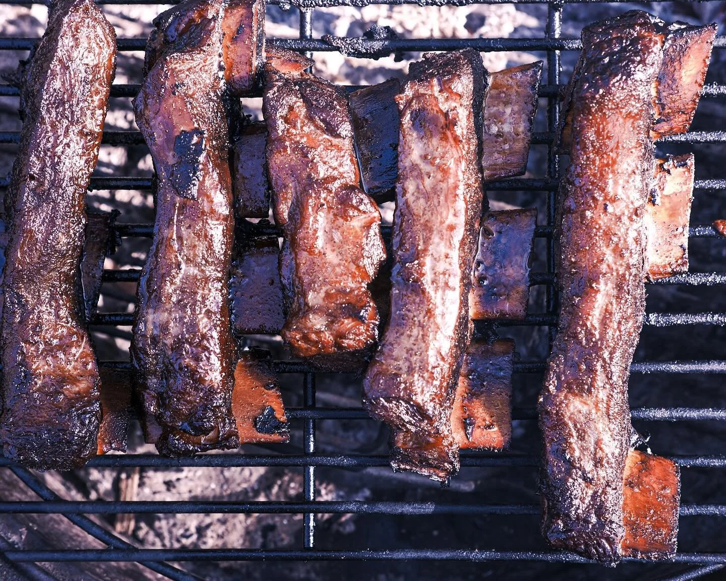 We slow cooked some beef ribs over mesquite and lathered them in a hot pepper honey butter. Who else likes beef ribs or wants to try them? We&rsquo;re considering add some for sale from the next animal we butcher to share with you, our community. Let