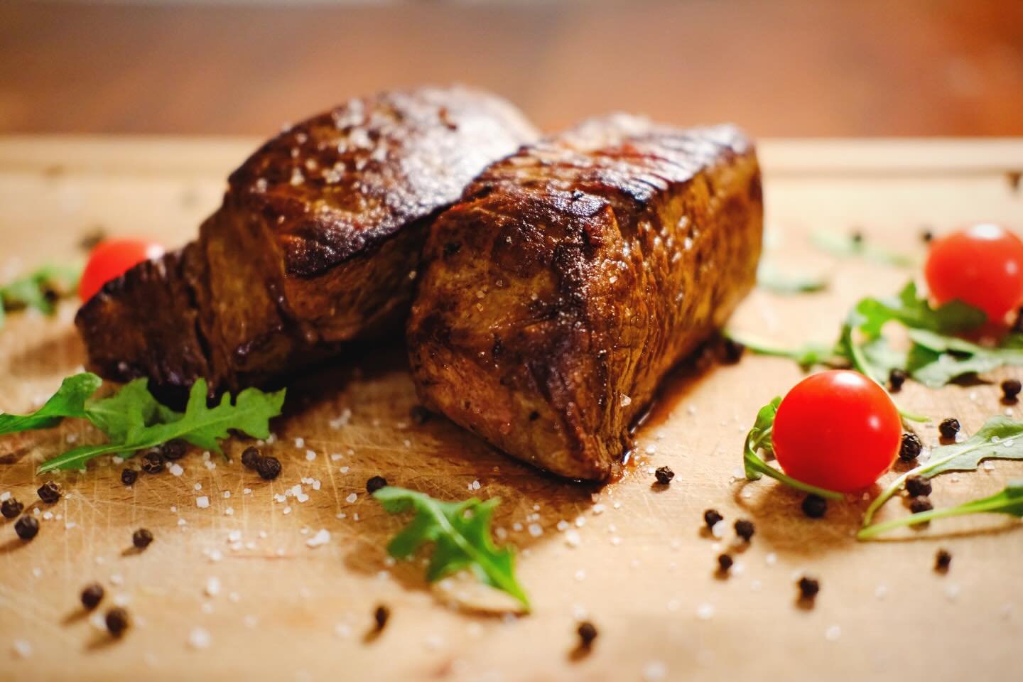 Surprise your special someone this Valentine&rsquo;s Day with two of our finest steaks, a striking bouquet of flowers, a scrumptious dessert, and a curated date night playlist&mdash;all together as a thoughtfully curated gift from @giftsbynatalieb.

