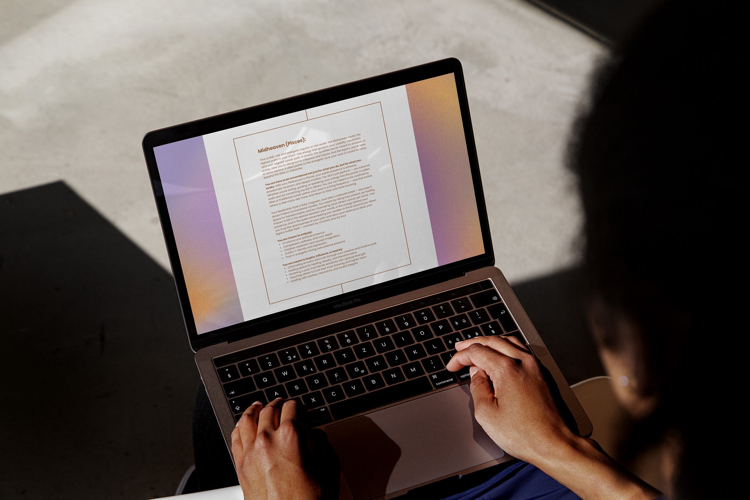 Source-Signature-Laptop.jpg