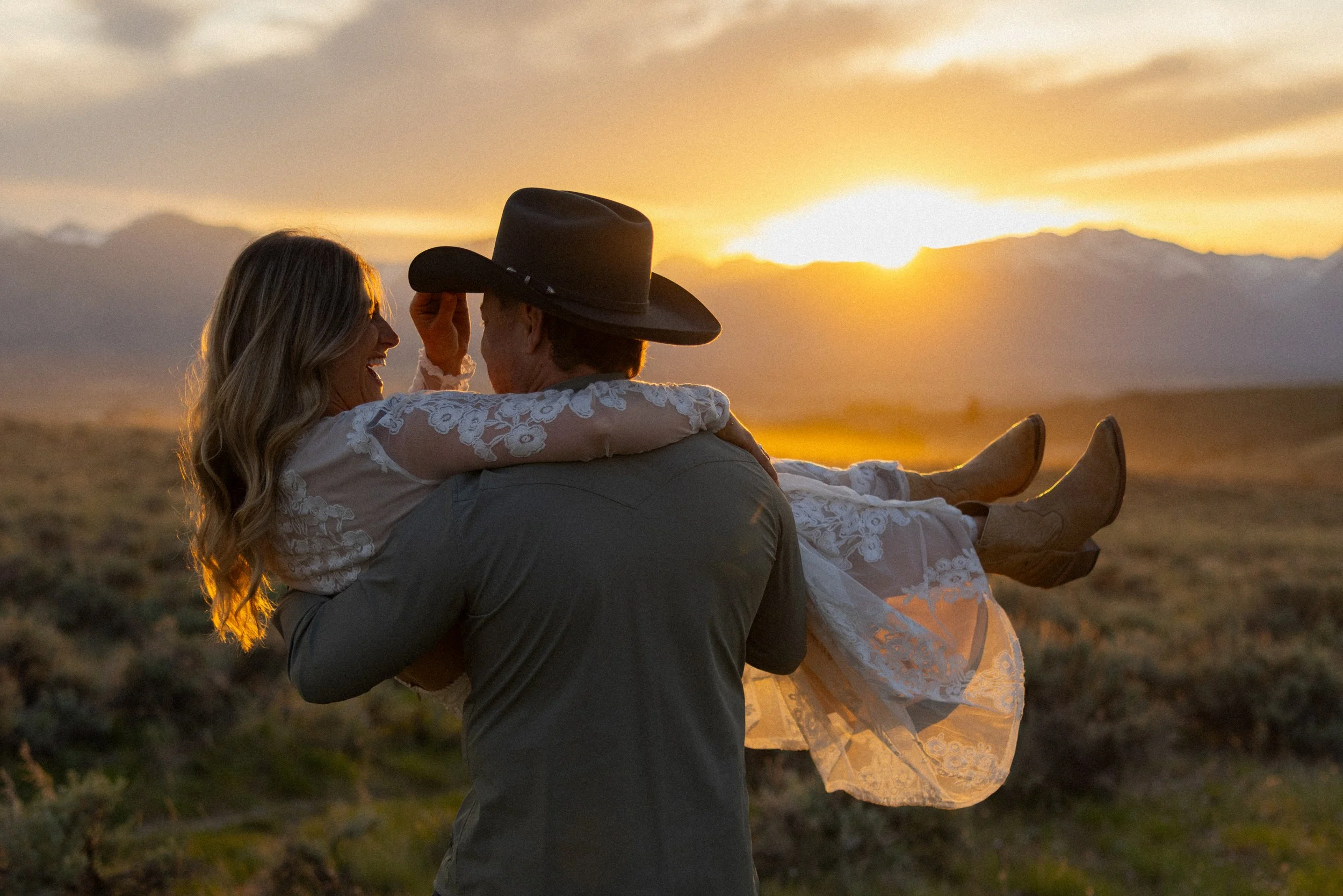 Montana Engagment Photos with Montana elopement photographer Brian Powers-75.jpg