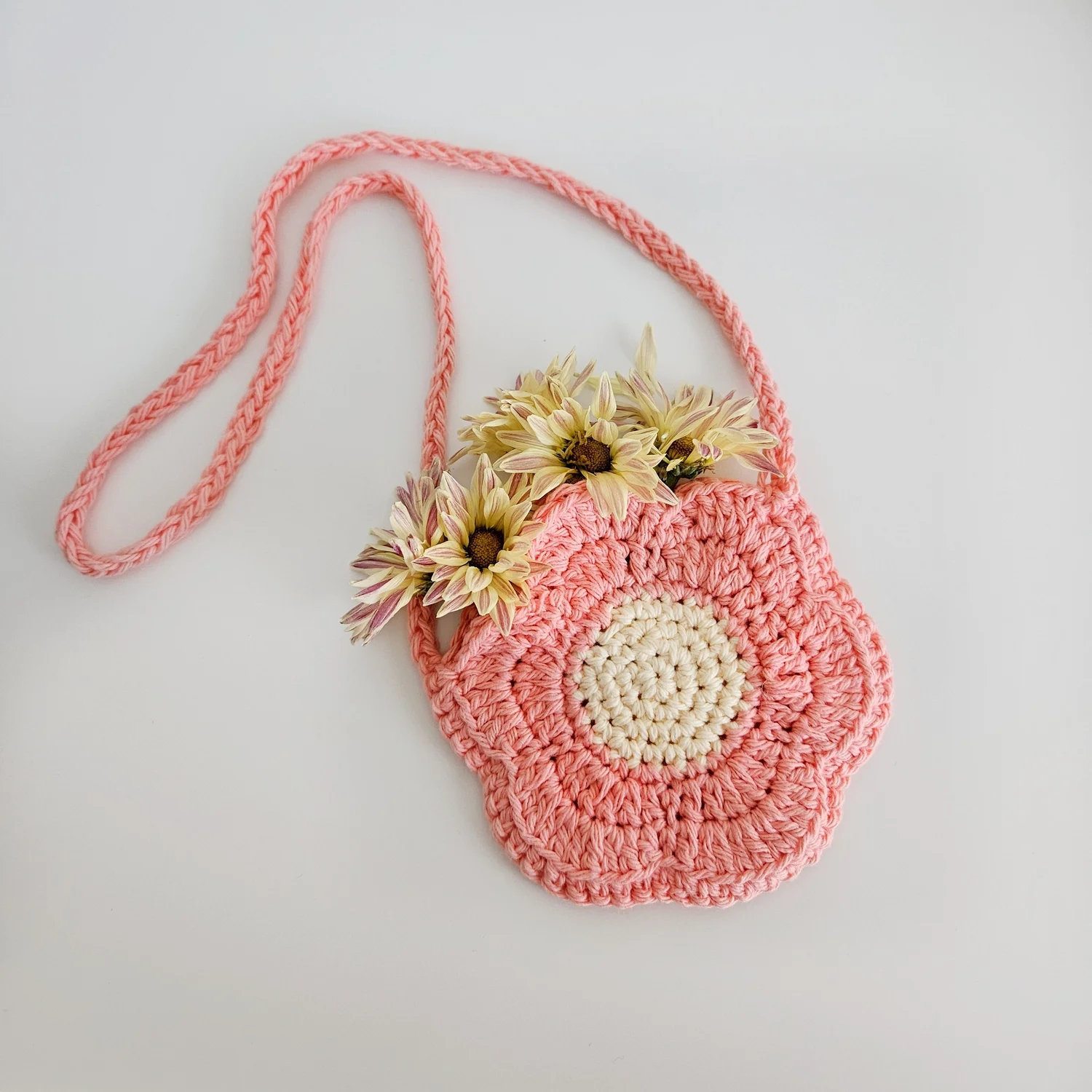 Kids Crochet Flower Purse, Beginner Pattern — Stitch and Hound