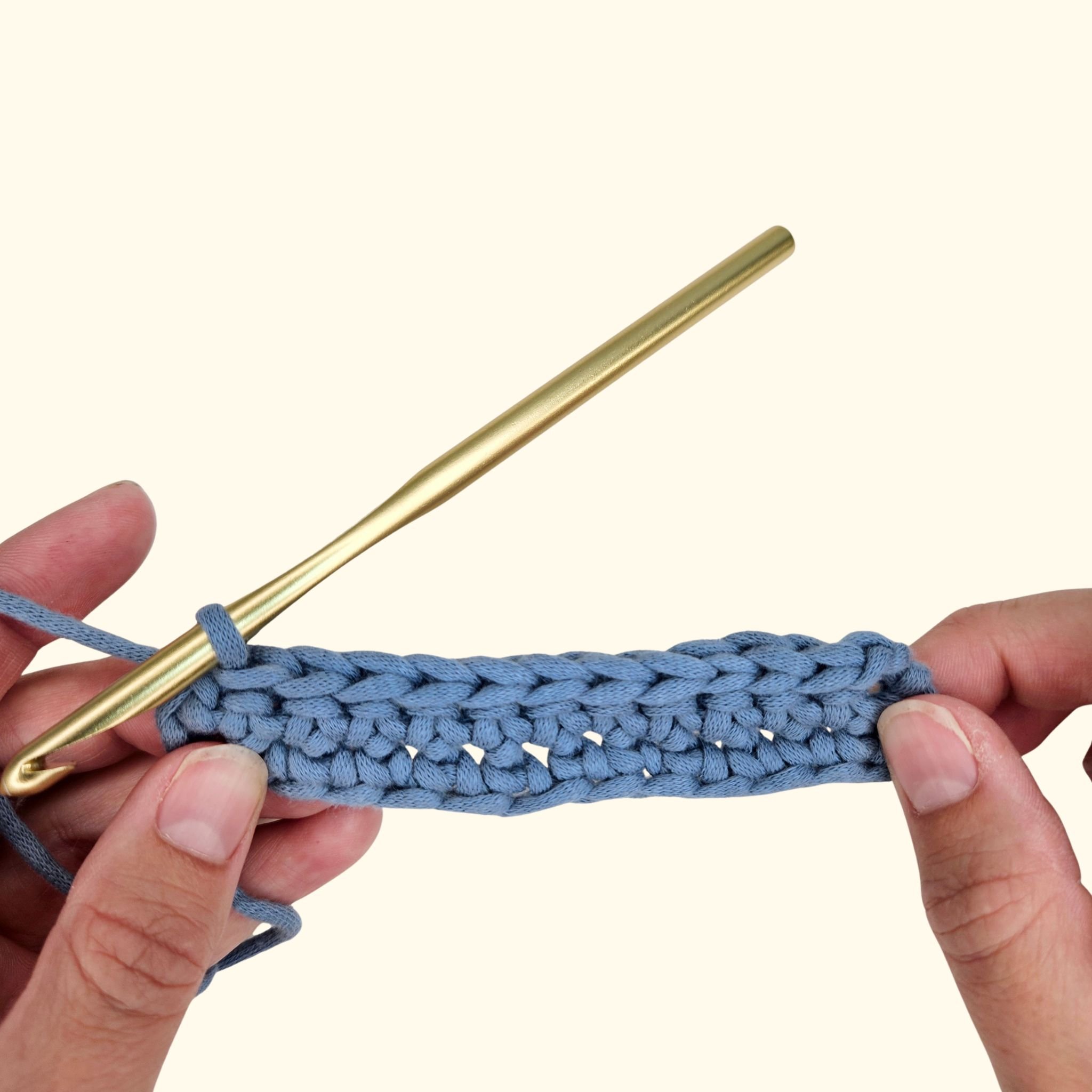 How to Crochet a Slip Stitch (sl st): Step-by-Step Beginner Tutorial