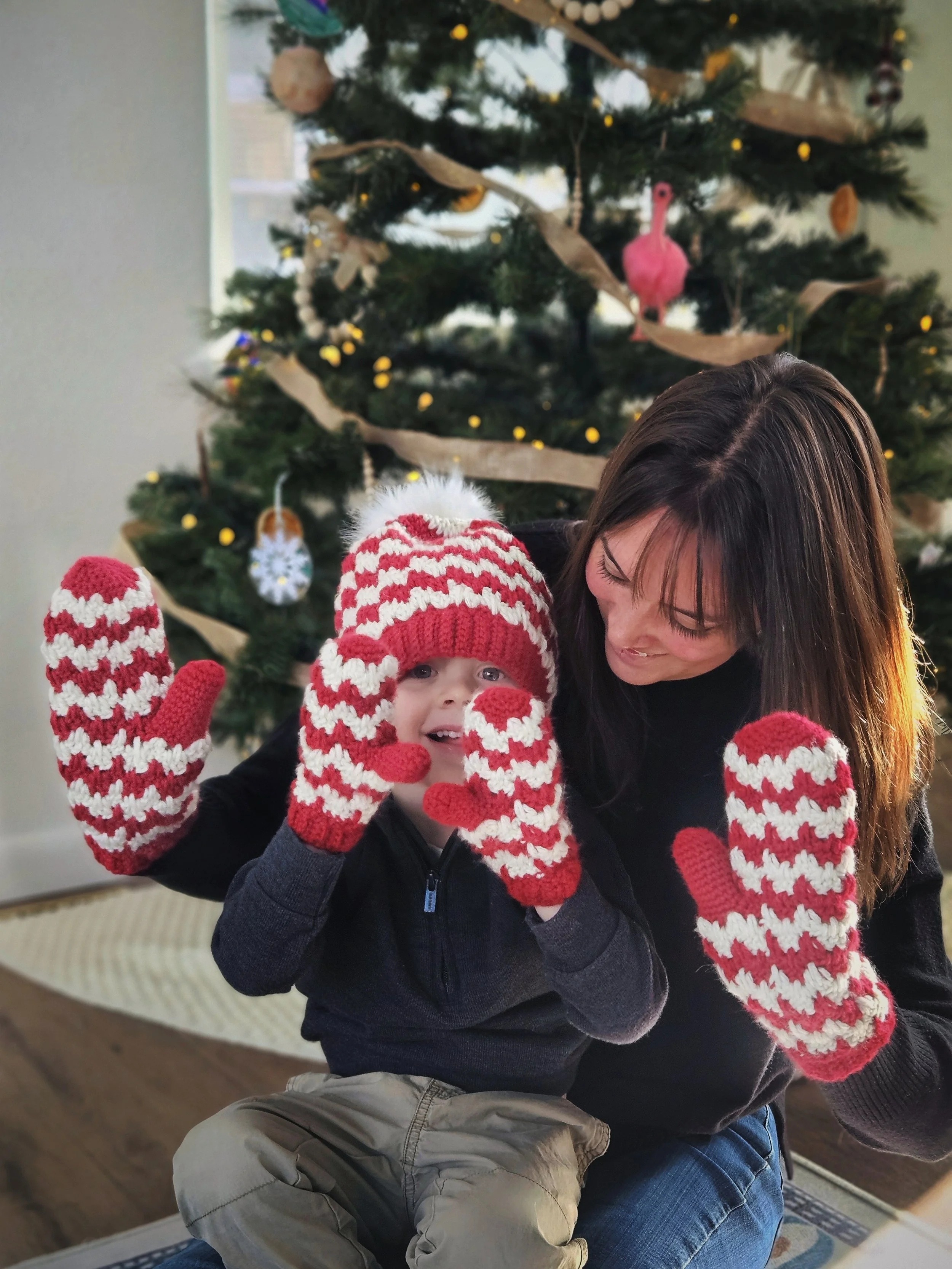 granny-spike-stitch-mittens.jpg