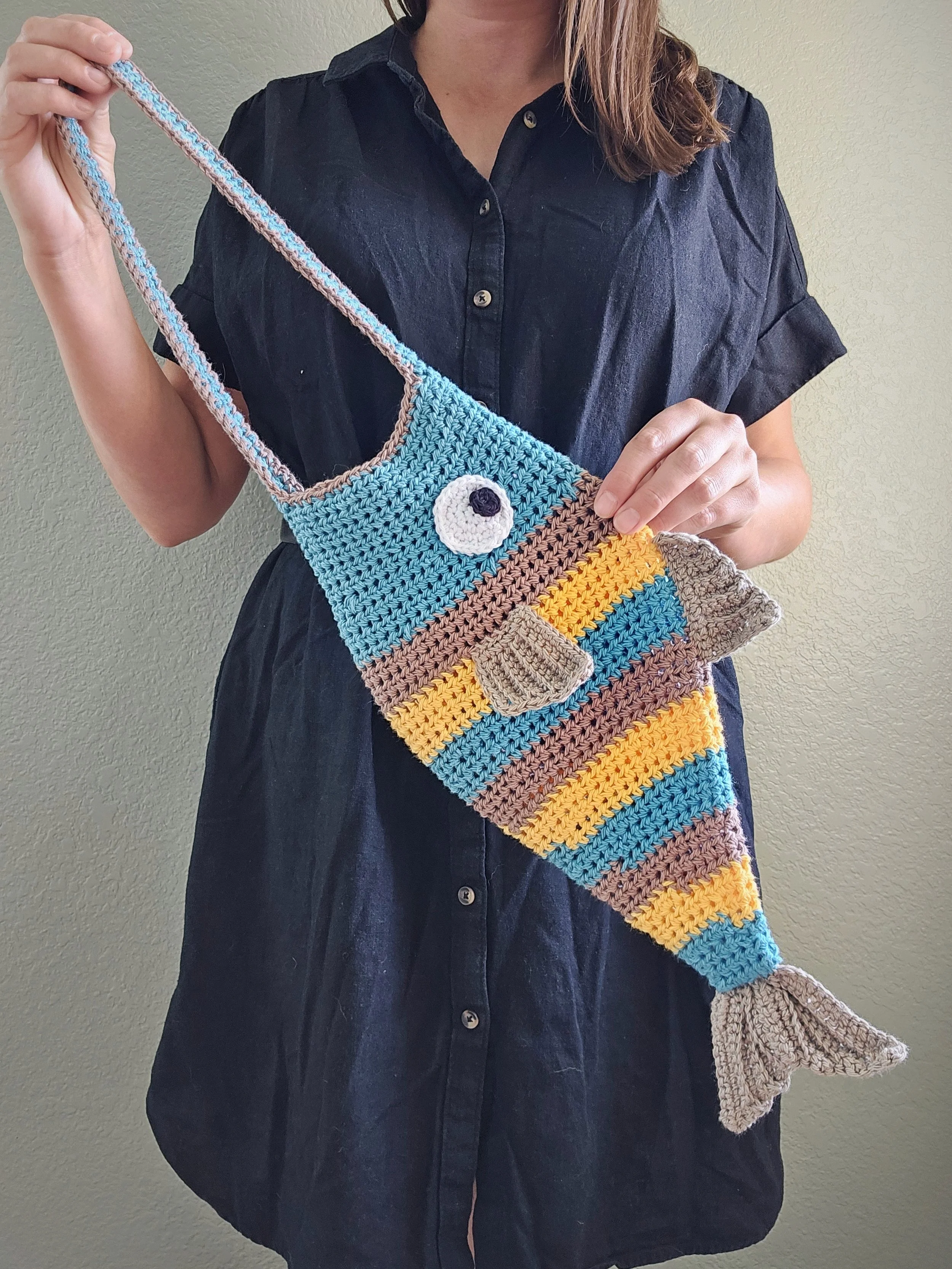 crochet-fish-bag-front.jpg