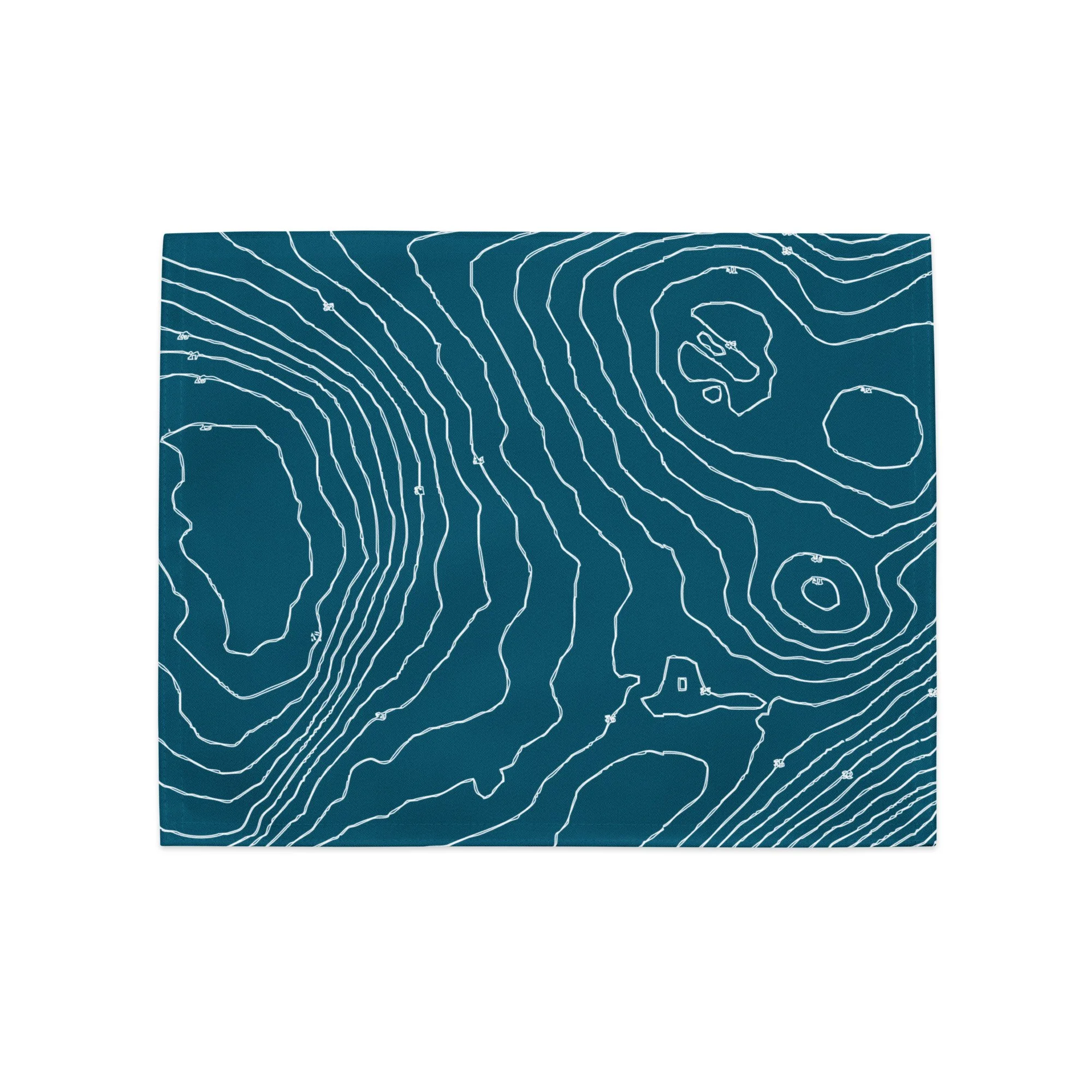 placemat-set-(4)-white-front-6a0c8e749b660.jpg