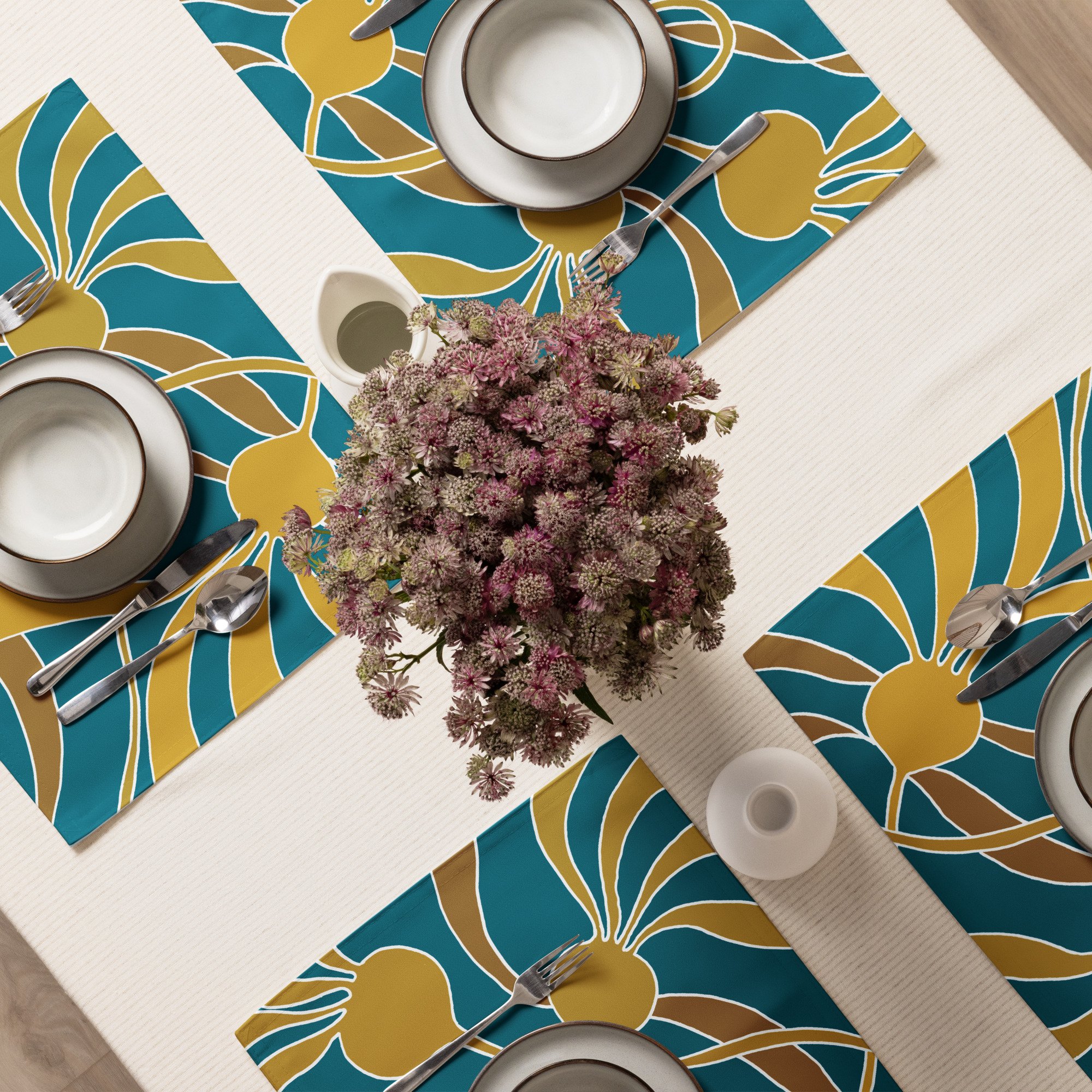 placemat-set-(4)-white-front-6a0c8ed93607d.jpg
