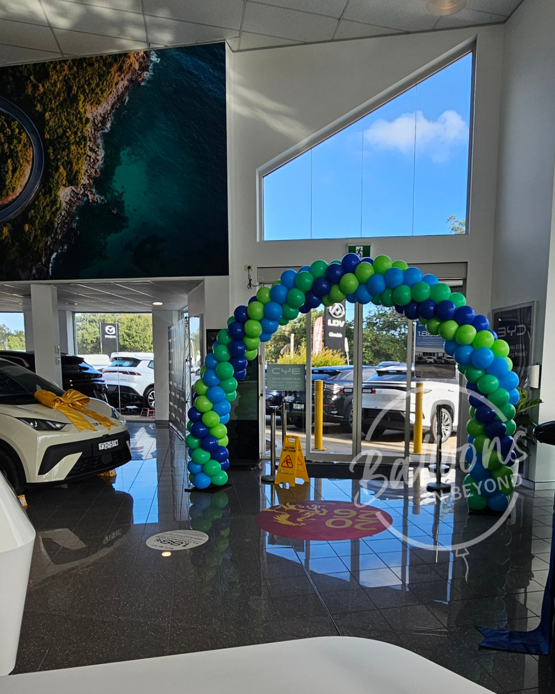 Balloon Arch - Balloons Newcastle - Backdrop Hire Newcastle - Newcastle Delivery Balloons n Beyond Newcastle BYD GLENDALE 2.png
