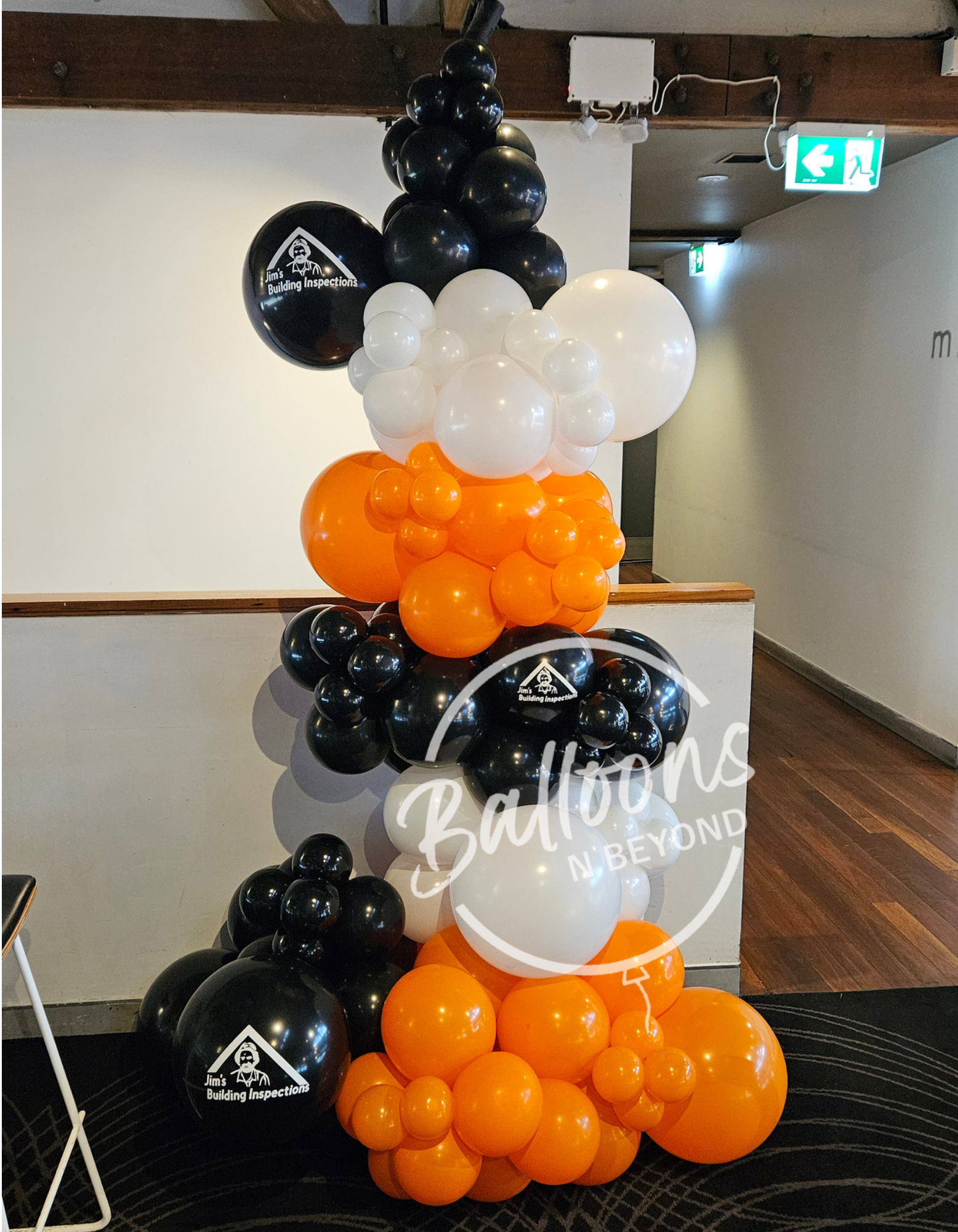 Balloon garland Newcastle NSW - Balloons n Beyond Newcastle NSW - Newcastle Delivery