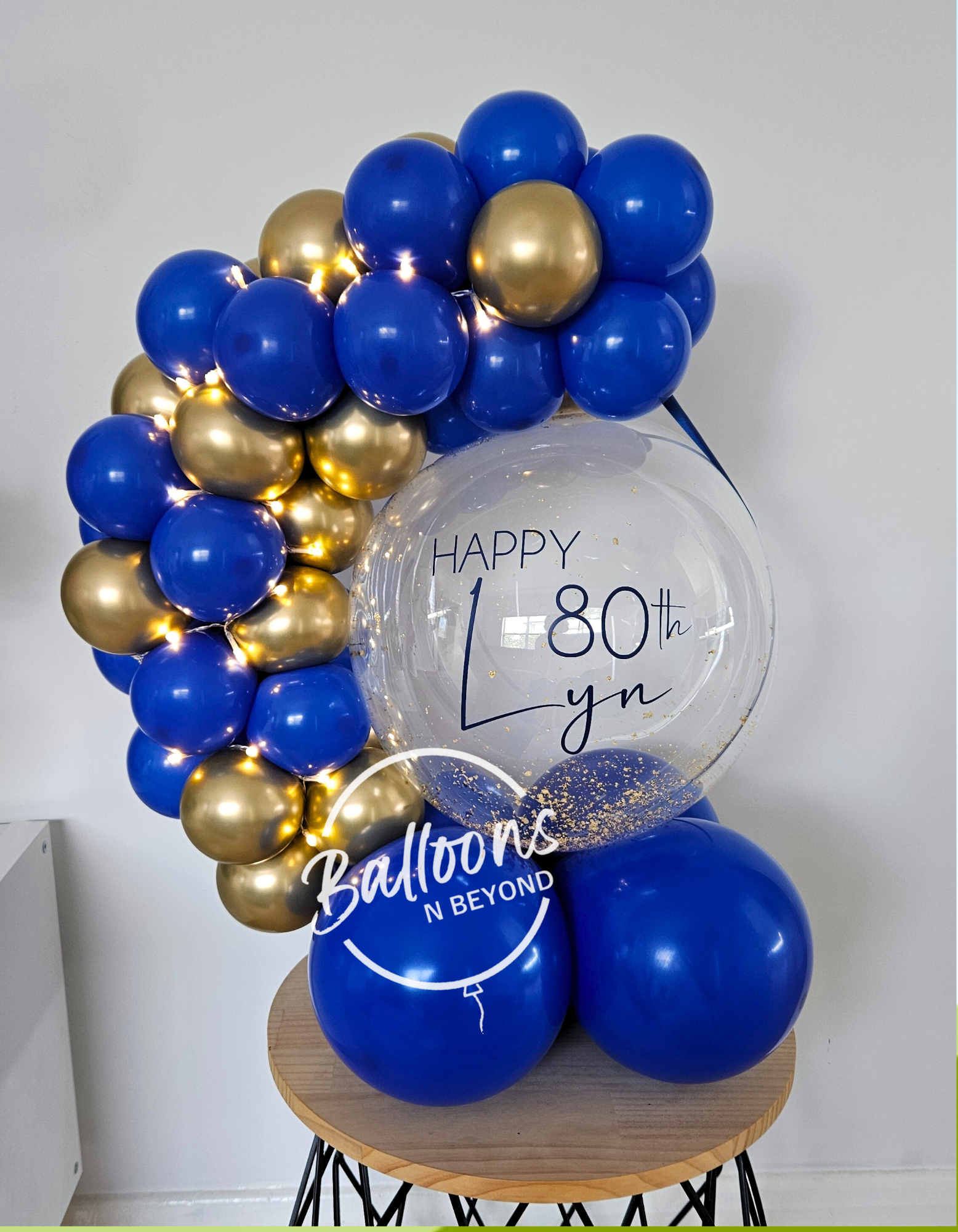 happy birthday balloon centrepiece balloons n beyond newcastle nsw delivery