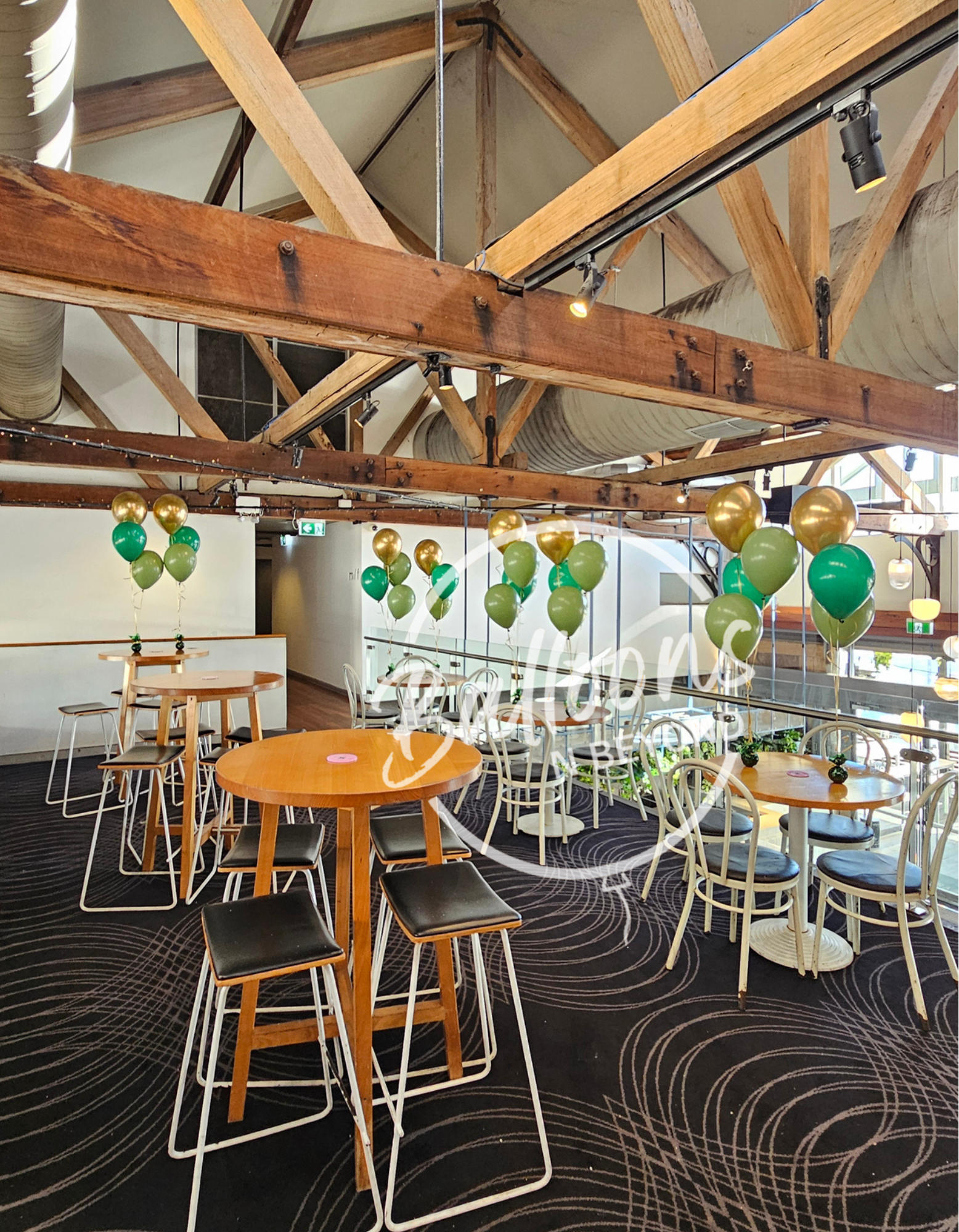 helium Balloon Bouquet Newcastle. balloons near me. Balloons N Beyond Newcastle NSW. Newcastle delivery. Helium Bouquet 3 Melbourne Cup Balloons Newcastle NSW