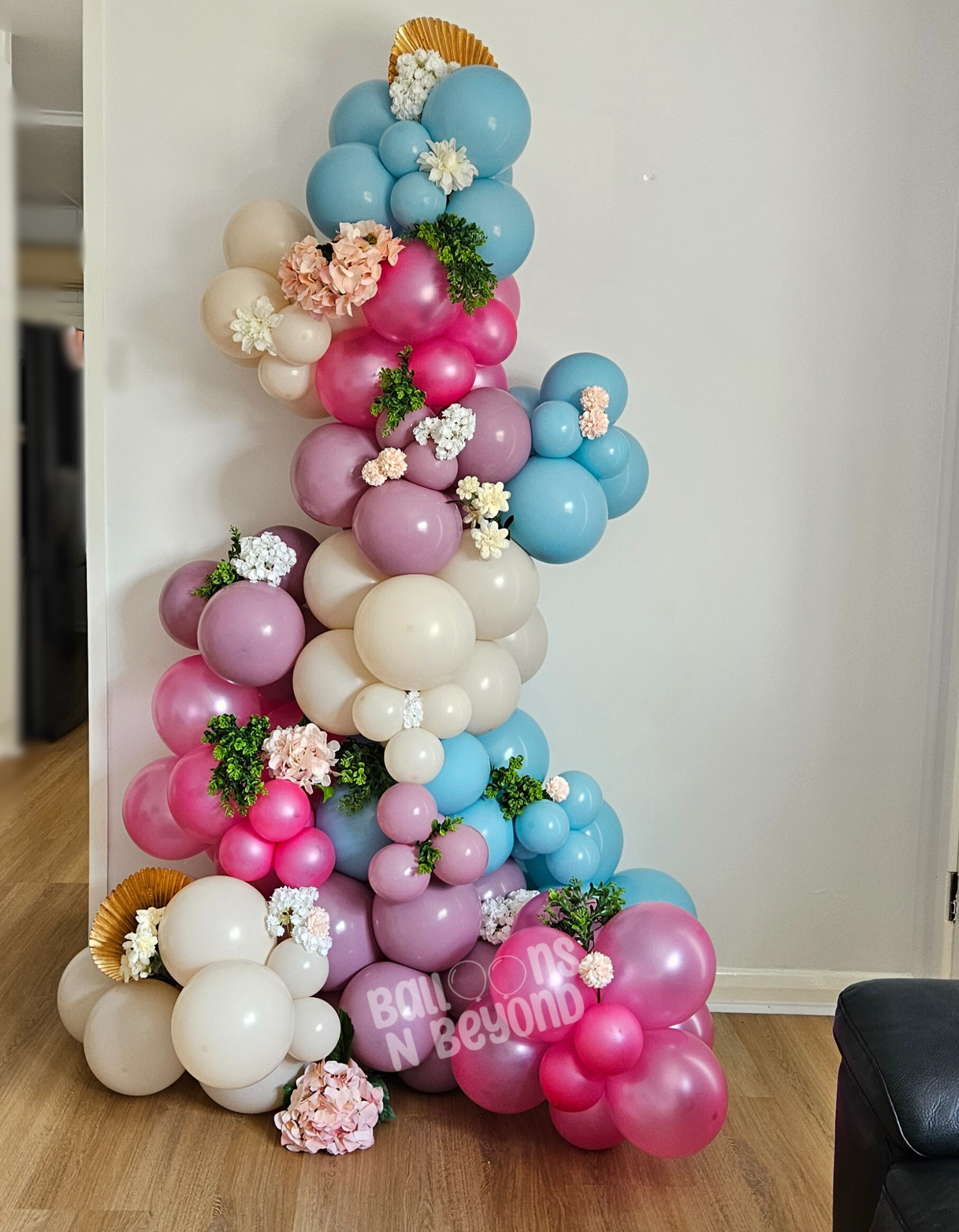 Freestanding Garland Newcastle NSW - Balloons n Beyond Newcastle NSWBalloons n Beyond Newcastle NSW - Balloons near me 