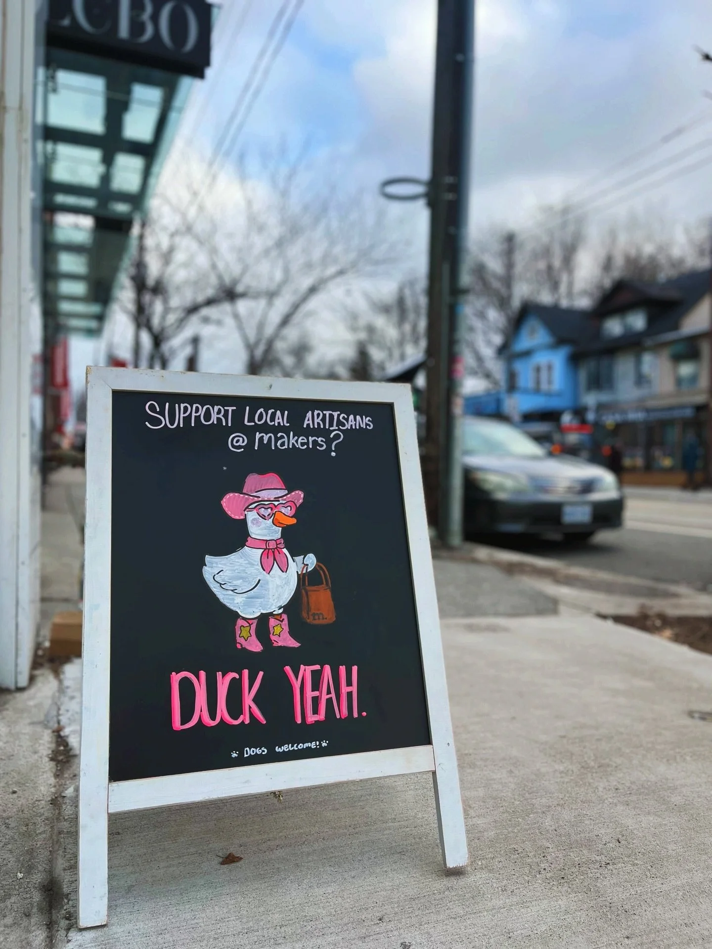 Makers The Beaches sandwich board says it best&hellip; DUCK YEA 🦆🩷

Happy Friday! Consider this your sign (literally) to waddle into your local Makers this weekend ✨😜