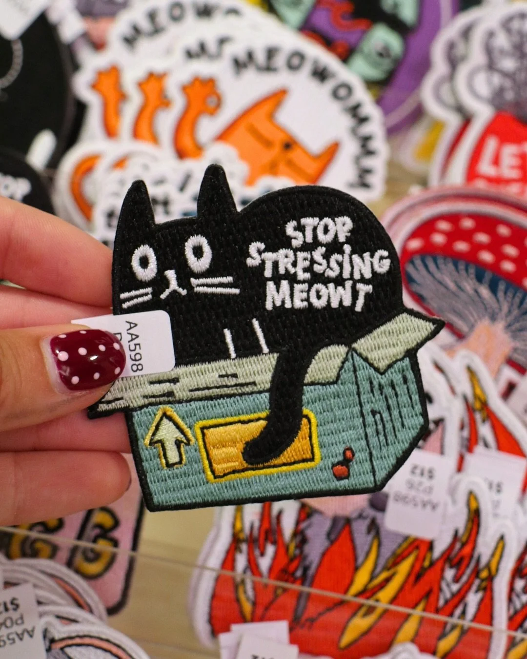 Adorable iron patches to perfectly encapsulate our Monday mood 😅✨ 

📍Shop Makers Cornwall Centre

#shopsmall #shoplocal #shopartisan