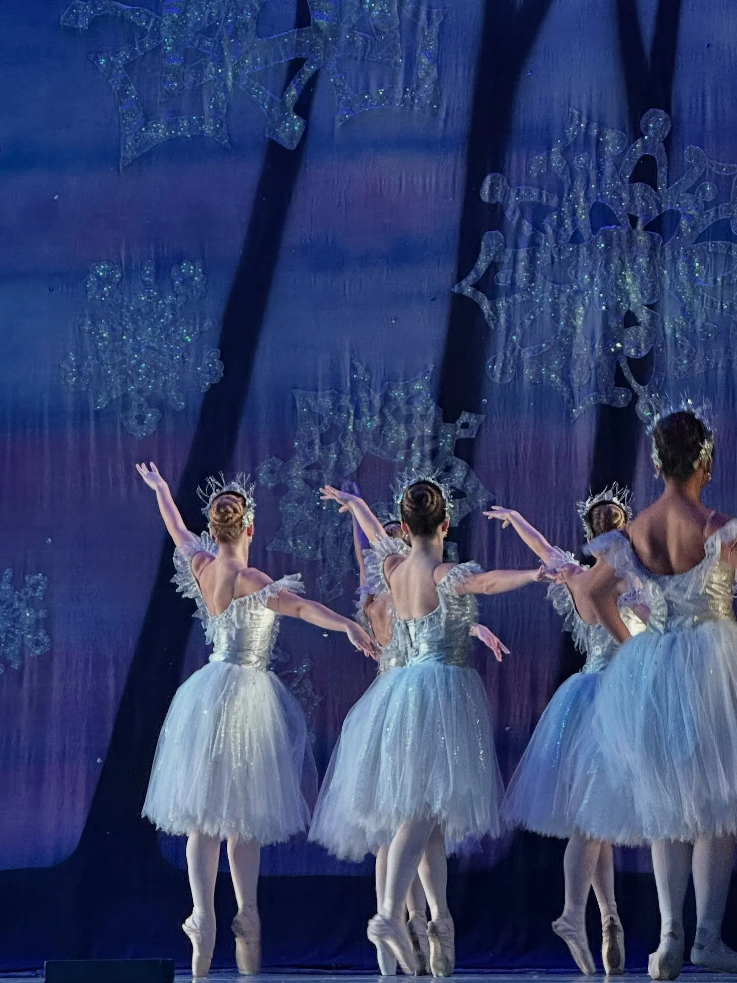 My husband @thepositivewarriors gifted me a ticket to the ballet 🩰 to see &ldquo;The Nutcracker&rdquo; @longbeachballet 🎄🎀✨🩰💐

It had been a lifelong dream for me to see it and I&rsquo;m so glad I did. It exceeded all my expectations and I loved