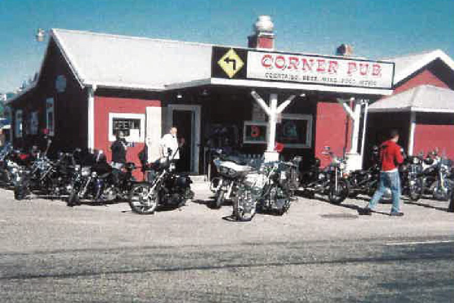 sized Corner Pub - Bow-01.png