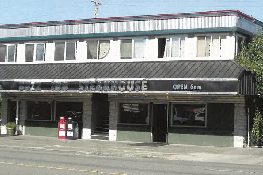 sized Buzz Inn Steakhouse - Everett-01.png