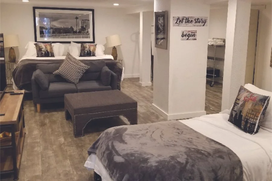 sized The Art Inn - Seattle.jpg