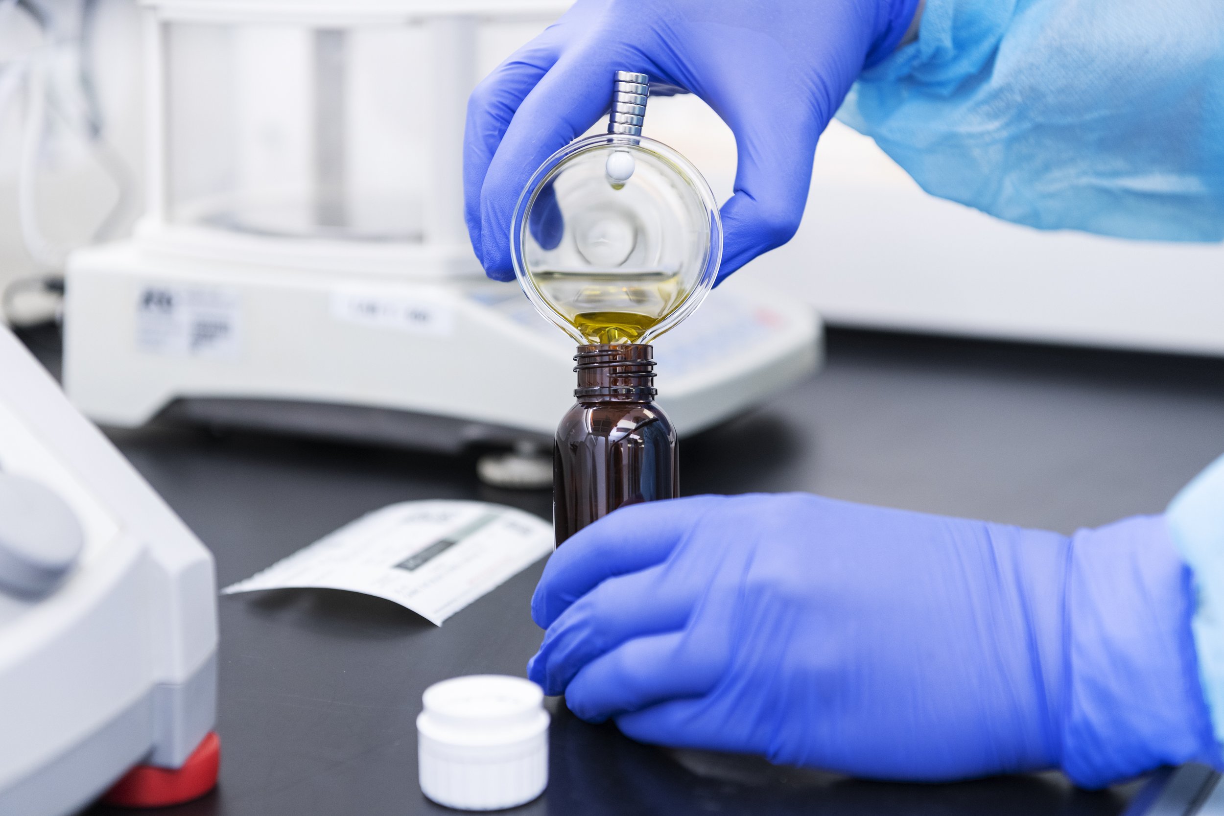 CRISCI_CANN_COMPOUNDING_PHARMACY_0032.jpg
