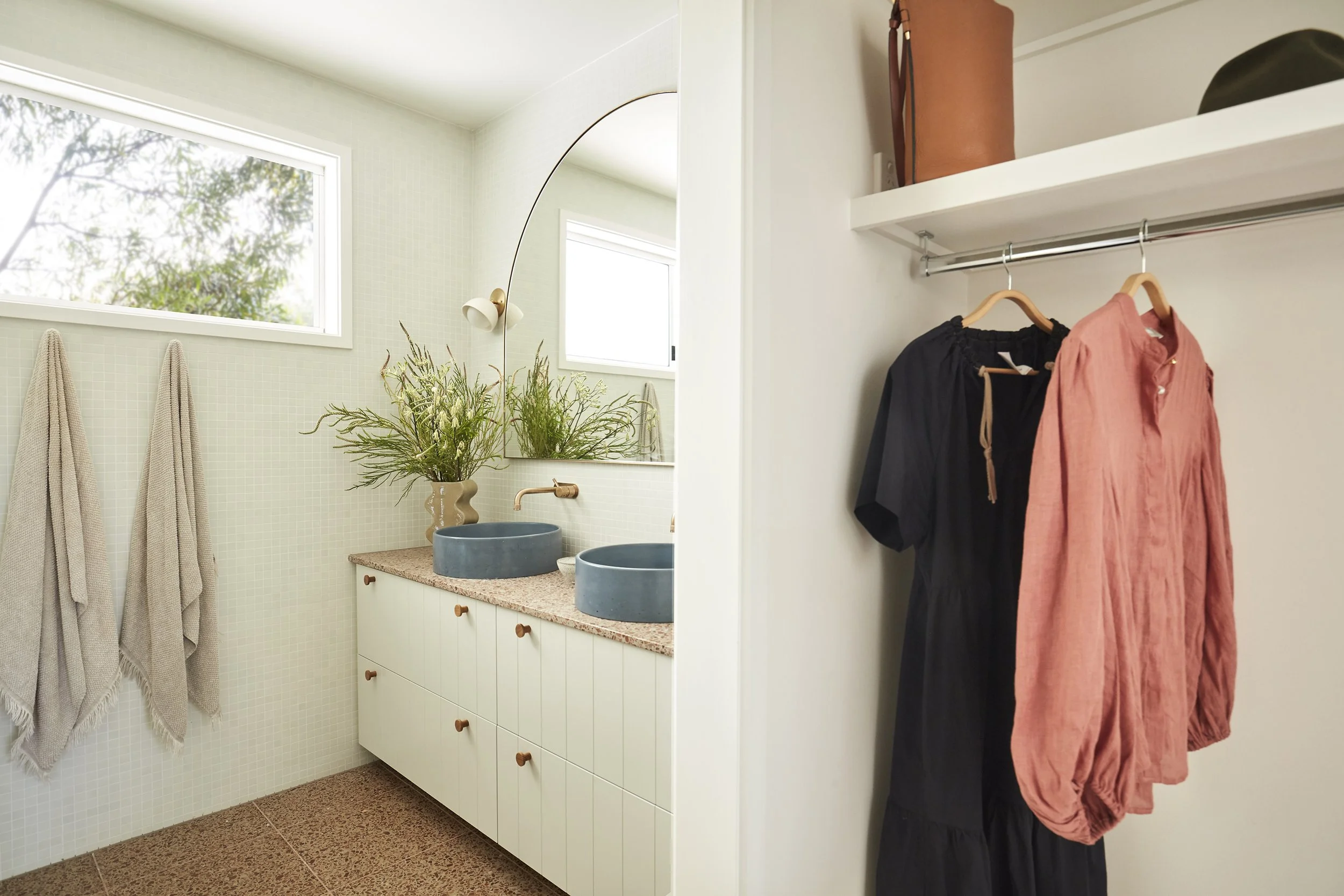 JHJ_MYOCUM2226 1.jpg