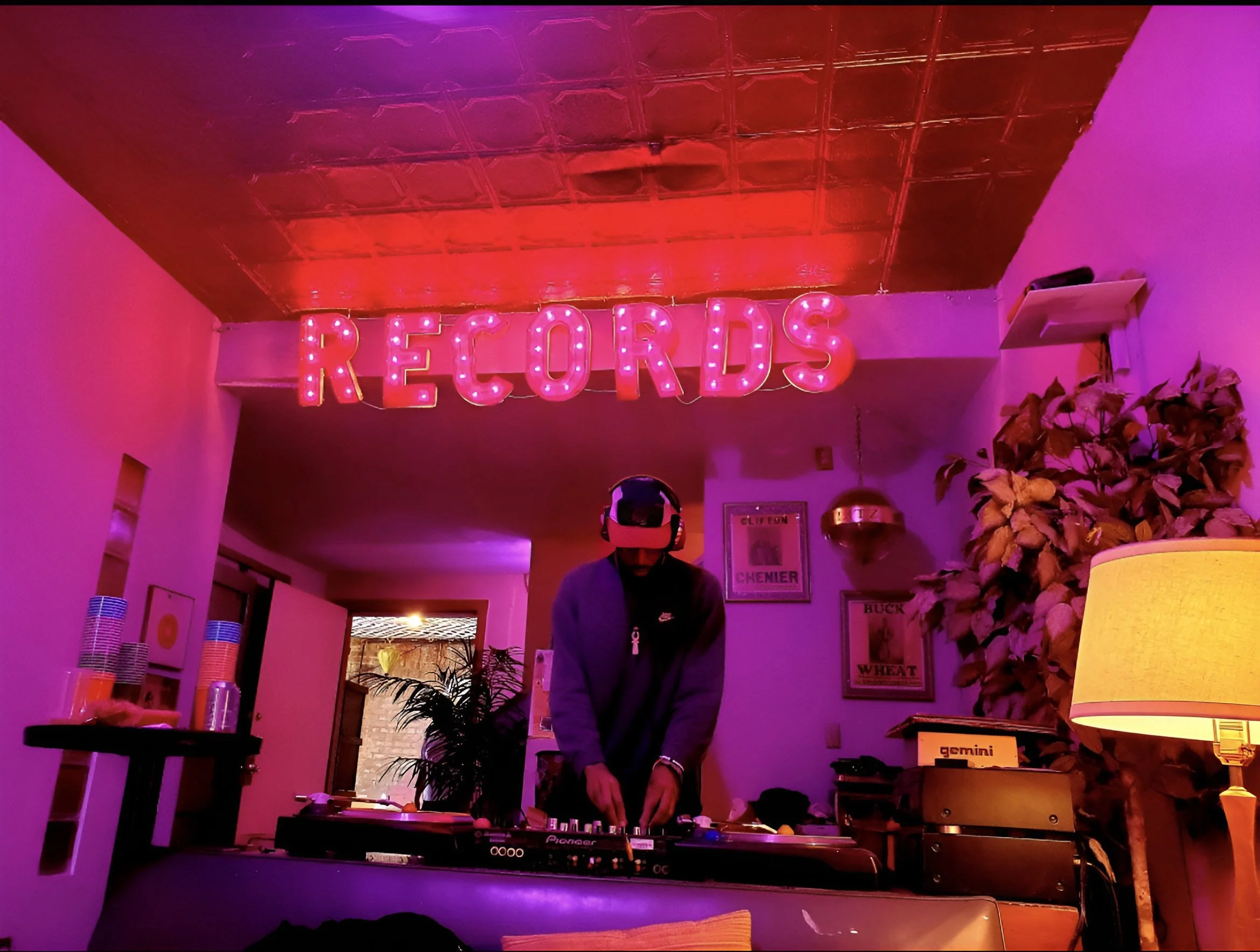 B. Reed presents Smooth Groovables