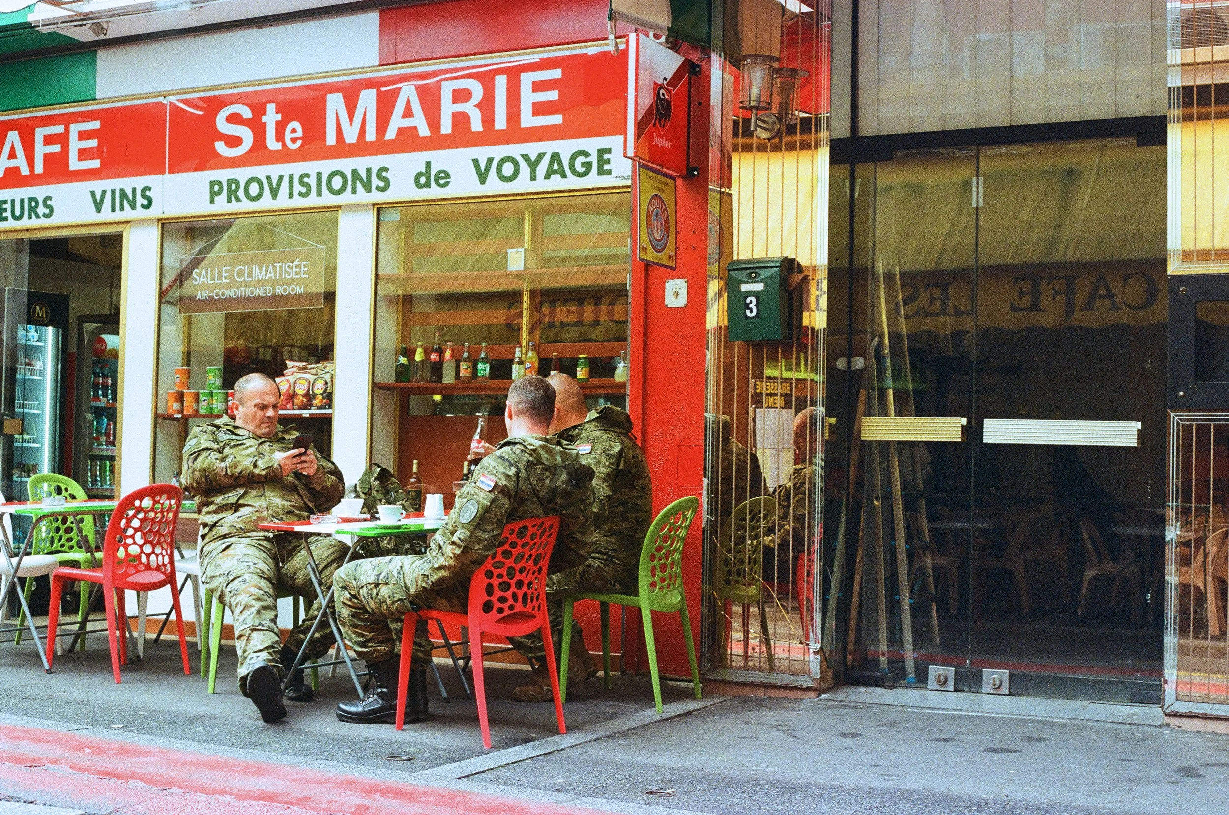 CafeSoldiers.jpg