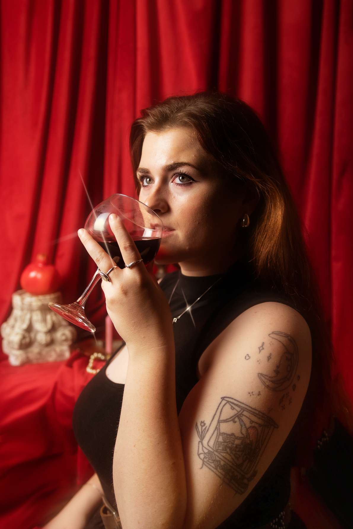 Lizzie Holt "Love Me Sober"