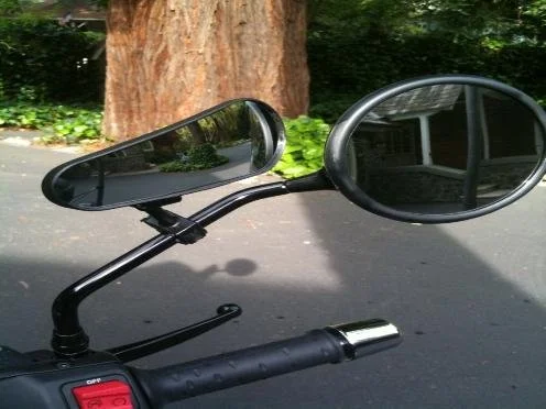 cycle_mirror_on_scooter-496x372.jpg