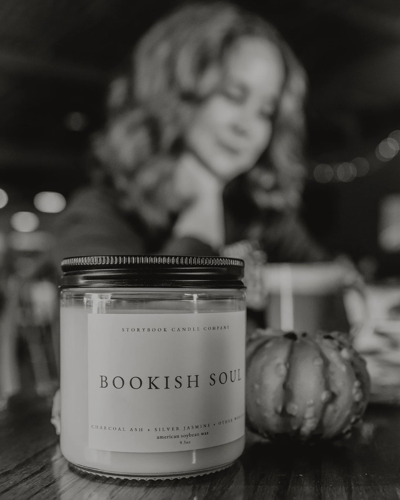 Describe yourself in two words: candle edition π―π
Come get your coffee fix until 9pm tonight (and every weeknight)! β
*
*
*
 #sanduskybookbar #smallbusinessowner #bar #coffee #bookstore #book #sanduskyohio #coffeeshop #smallbusiness #mocktail #coc