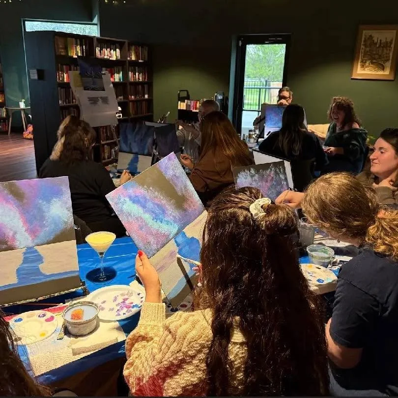 We hosted an ACOTAR paint night this week, led by Darcy Bernardo! Look at these masterpieces 😍✨🗻
&bull;
&bull;
&bull;
#cafe #cocktail #mocktail #ohio #smallbusiness #coffeeshop #sanduskyohio #book #sandusky #bookstore #cheeseboard #coffee #bar #sma