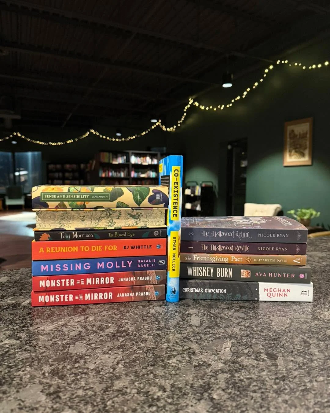 We&rsquo;ve got new goodies today, including the newest releases from local authors Lindsey Montgomery and Nicole Ryan! 📖☕️
&bull;
&bull;
&bull;
#cafe #cocktail #mocktail #ohio #smallbusiness #coffeeshop #sanduskyohio #book #sandusky #bookstore #che