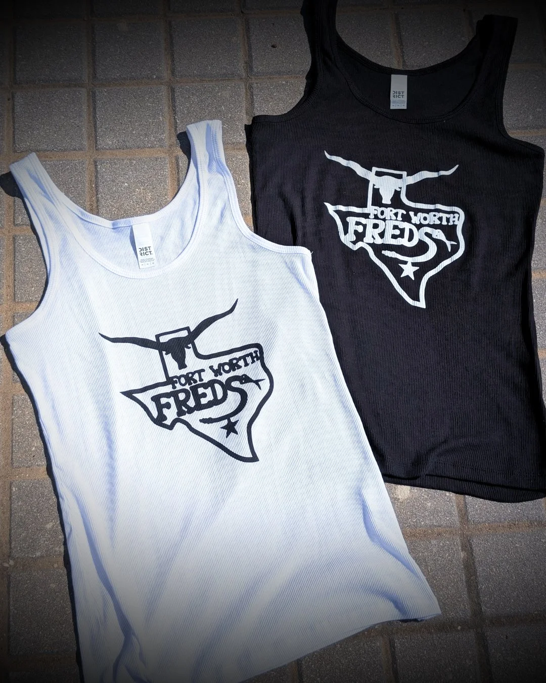 Freds-Vintage-Logo-Black-White-Tank-Tops-02.jpg