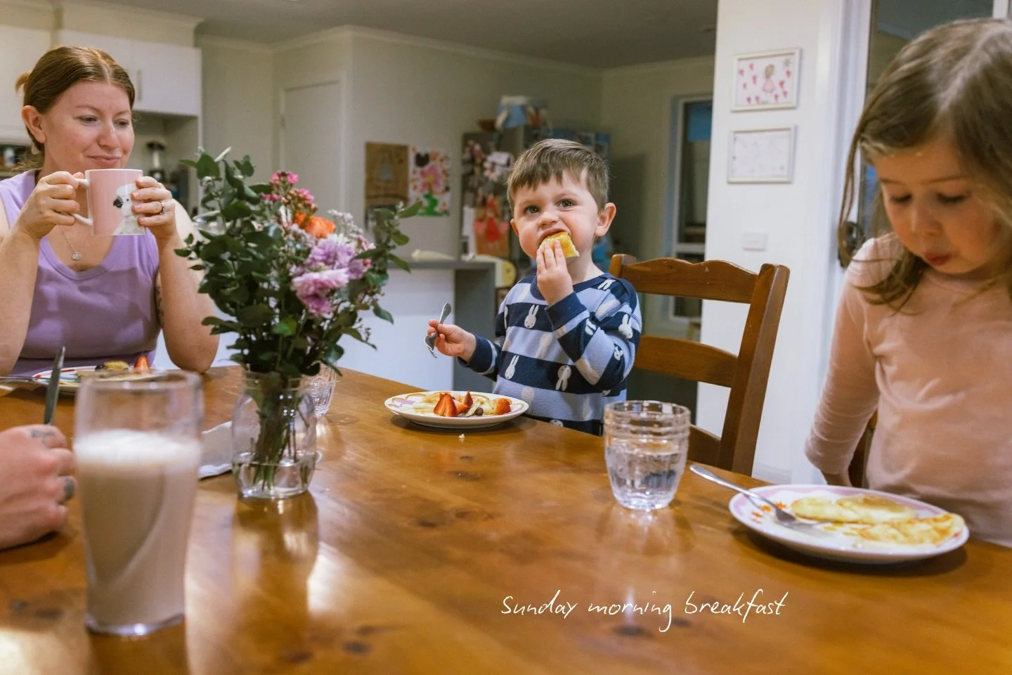 Last year, I completed a creative project series called &lsquo;At The Table&rsquo; - the idea was to capture families in their homes doing their usual Sunday morning family breakfast. These was my testing ground for true doco family photography, wher