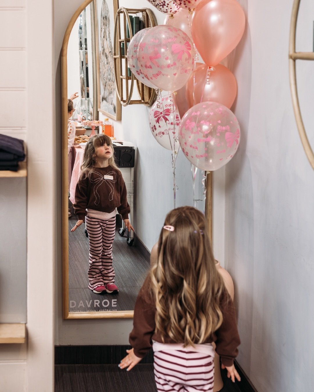 Oh boy the cuteness just kept on coming with @salonenvymornington &lsquo;Bows and Bubbles&rsquo; air Aid fundraising night! 

The braids, the glitter (no surprises that I want as much glitter in my life as possible!), nail polish and all the retro pa