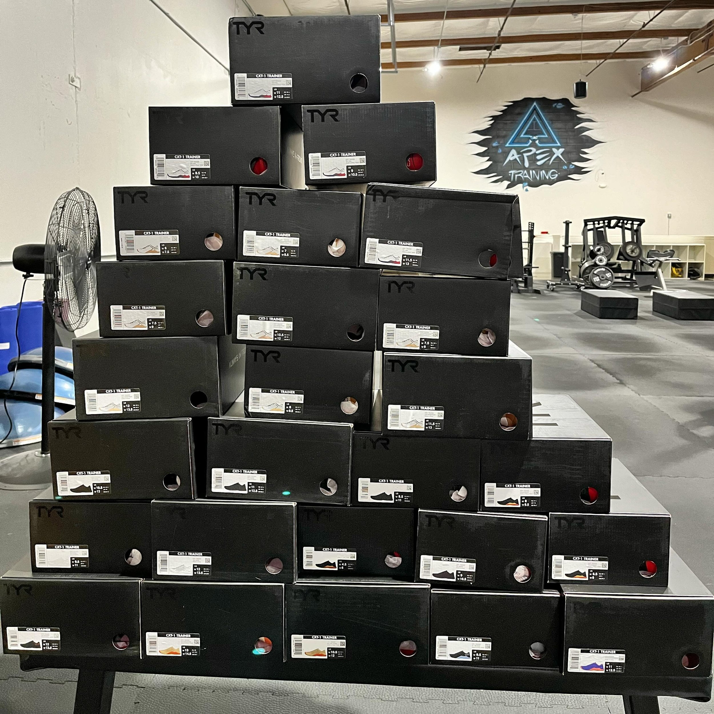 👟🔝 Stepping up our game with this shoe pyramid! 💪 We&rsquo;re so lucky to be partnered with @tyrsport, providing our athletes with top-notch gear from one of the world&rsquo;s top fitness brands. 👟🌟 We also believe in the power of a matchy-match