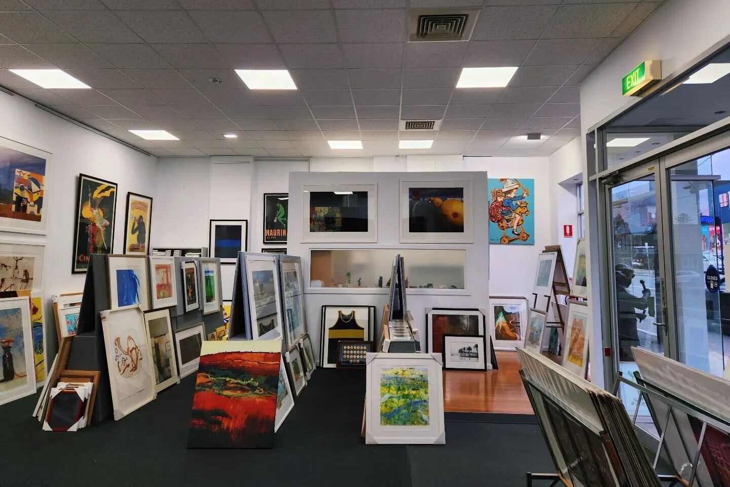 Studio Craft Picture Framers, Hawthorn Est. 1973