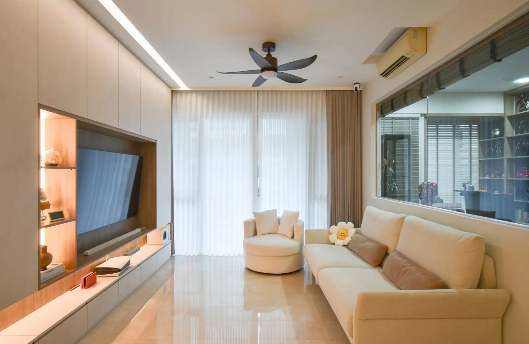 MODERN CONTEMPORARY | THE NEXUS