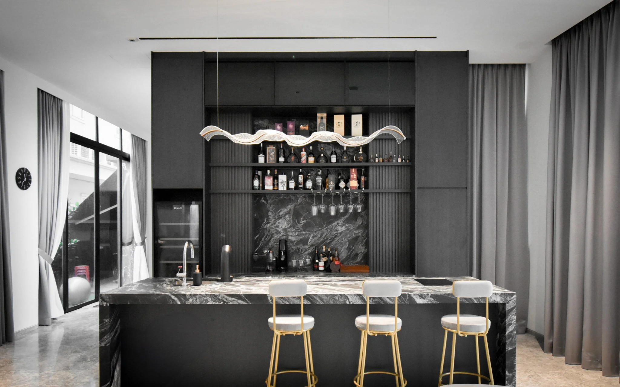 LAYERED MODERN RESIDENCE | JALAN BELANGKAS