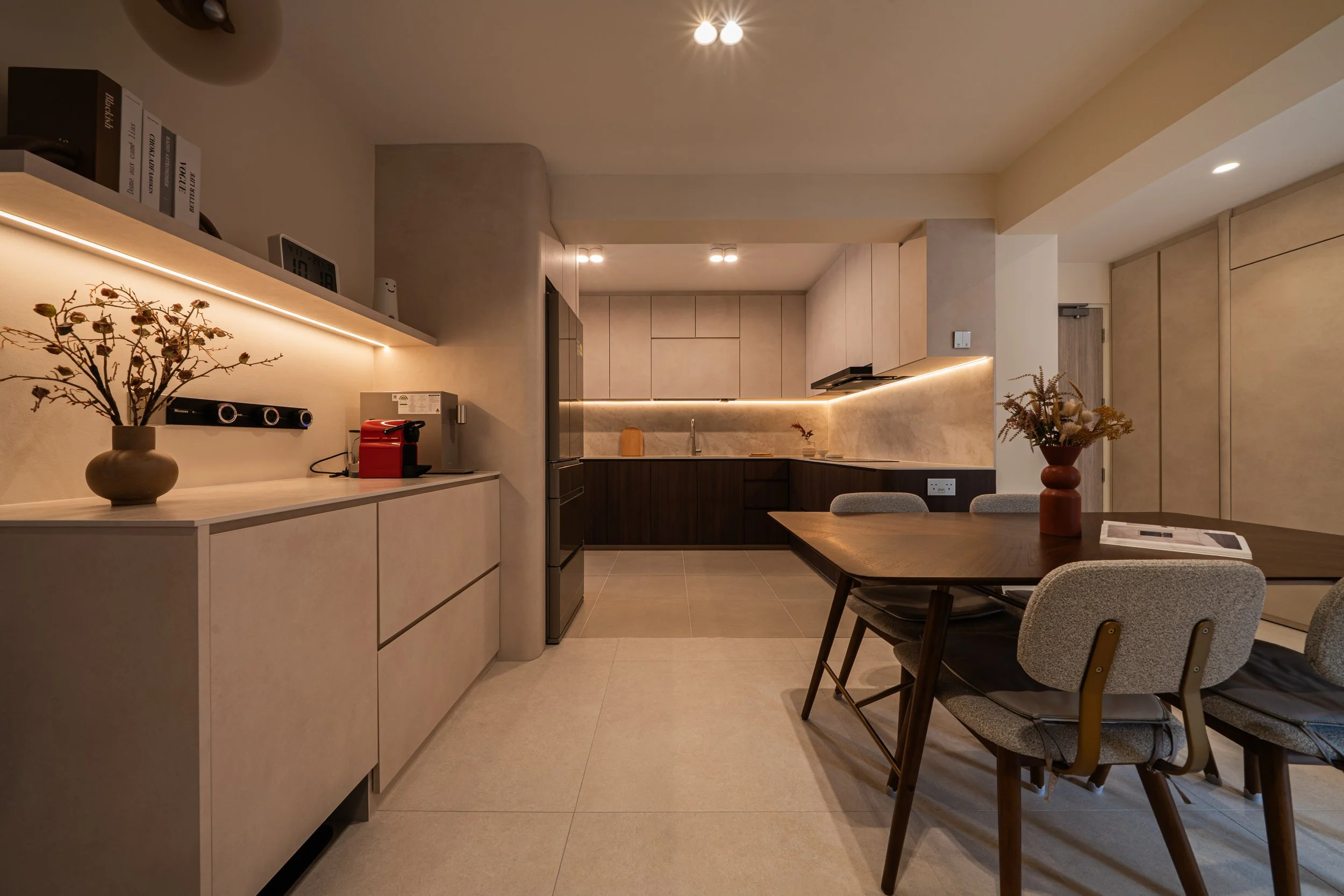 dining : kitchen 2.JPG