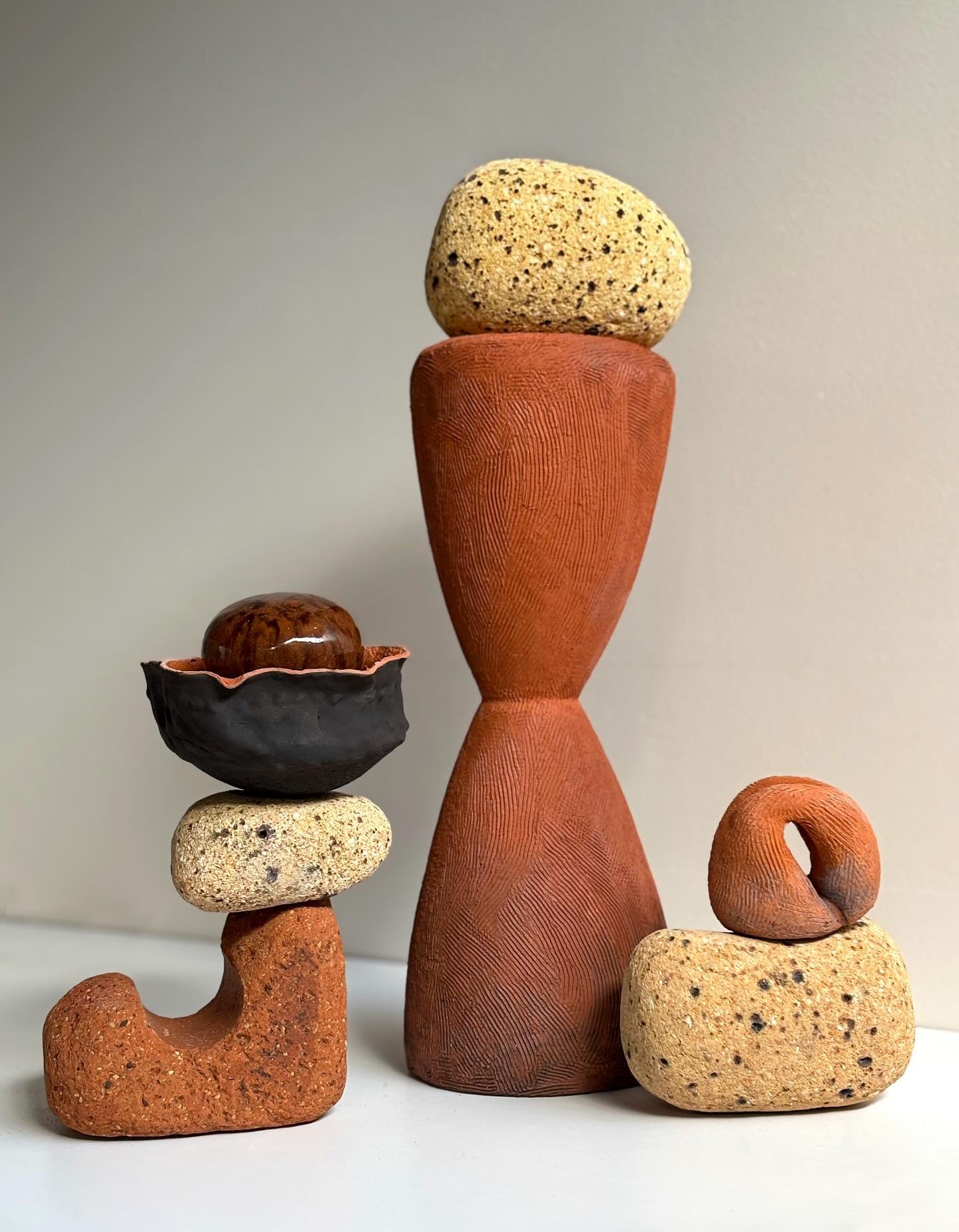 A recent assemblage 

#wip #australianceramics #ceramicsaustralia #contemporaryceramics #australianartist #chrystielongworth